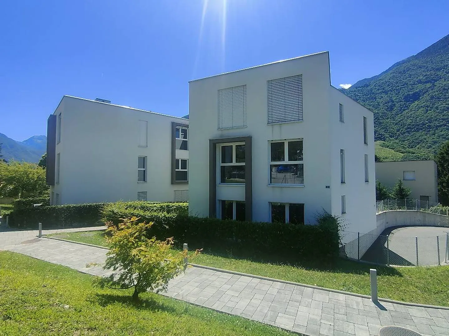 Nouvel appartement de 4,5 pièces à Claro - Photo 1 sur 13