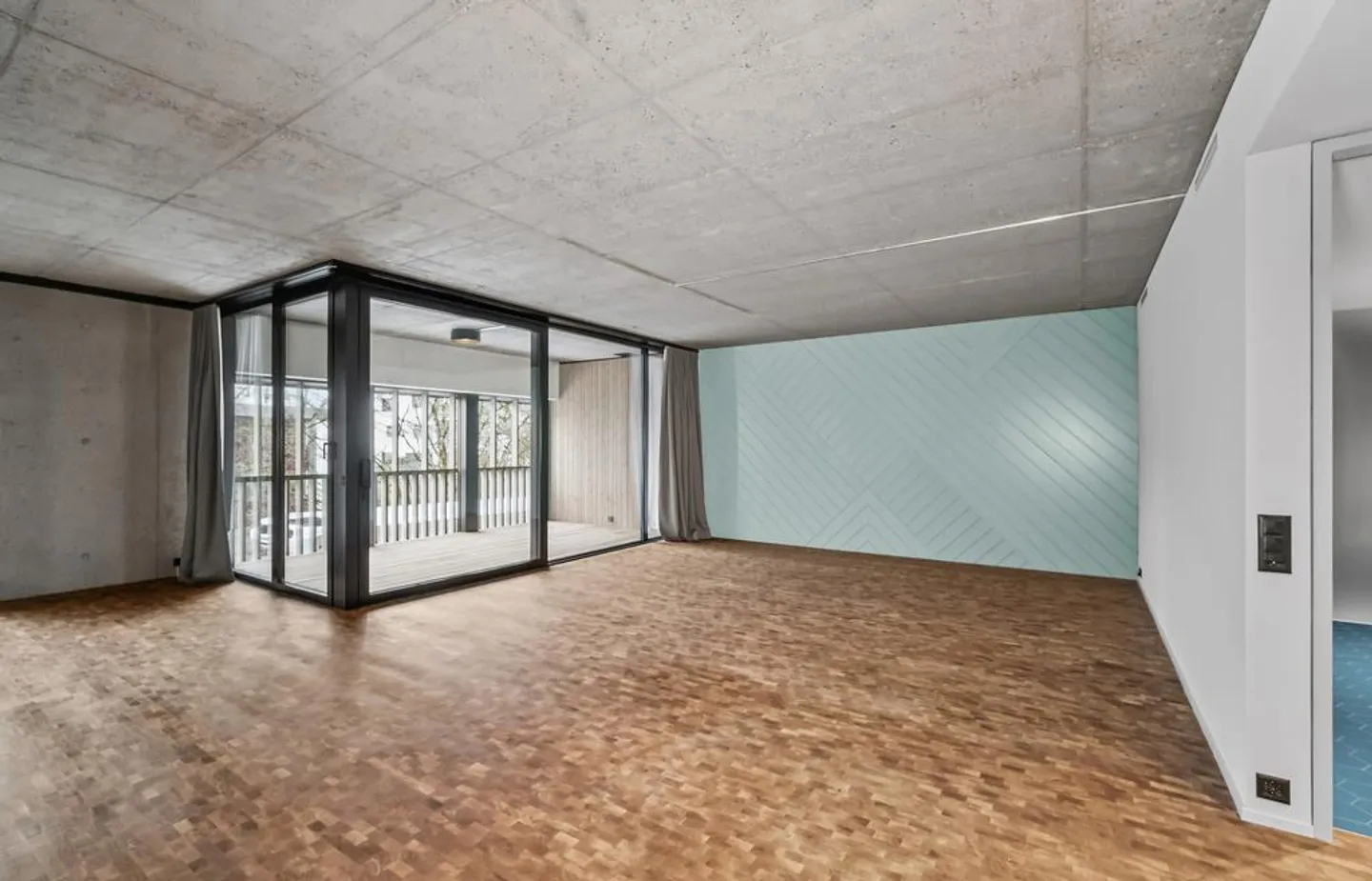 Work and/or live in loft style - Photo 3 of 11