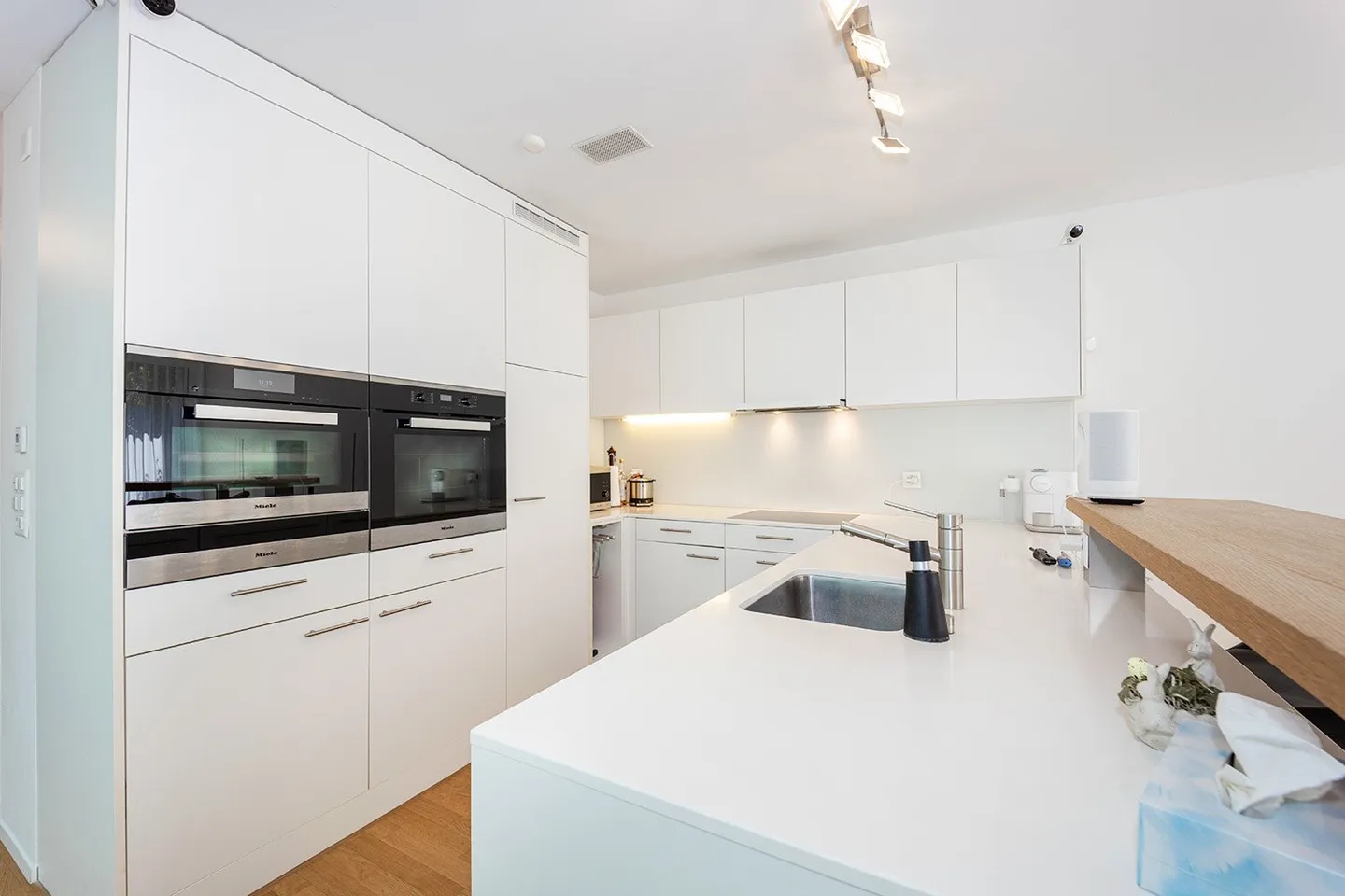 RÉSERVÉ - Maison individuelle en rangée MINERGIE exclusive dans un quartier résidentiel attrayant - Photo 4 sur 14