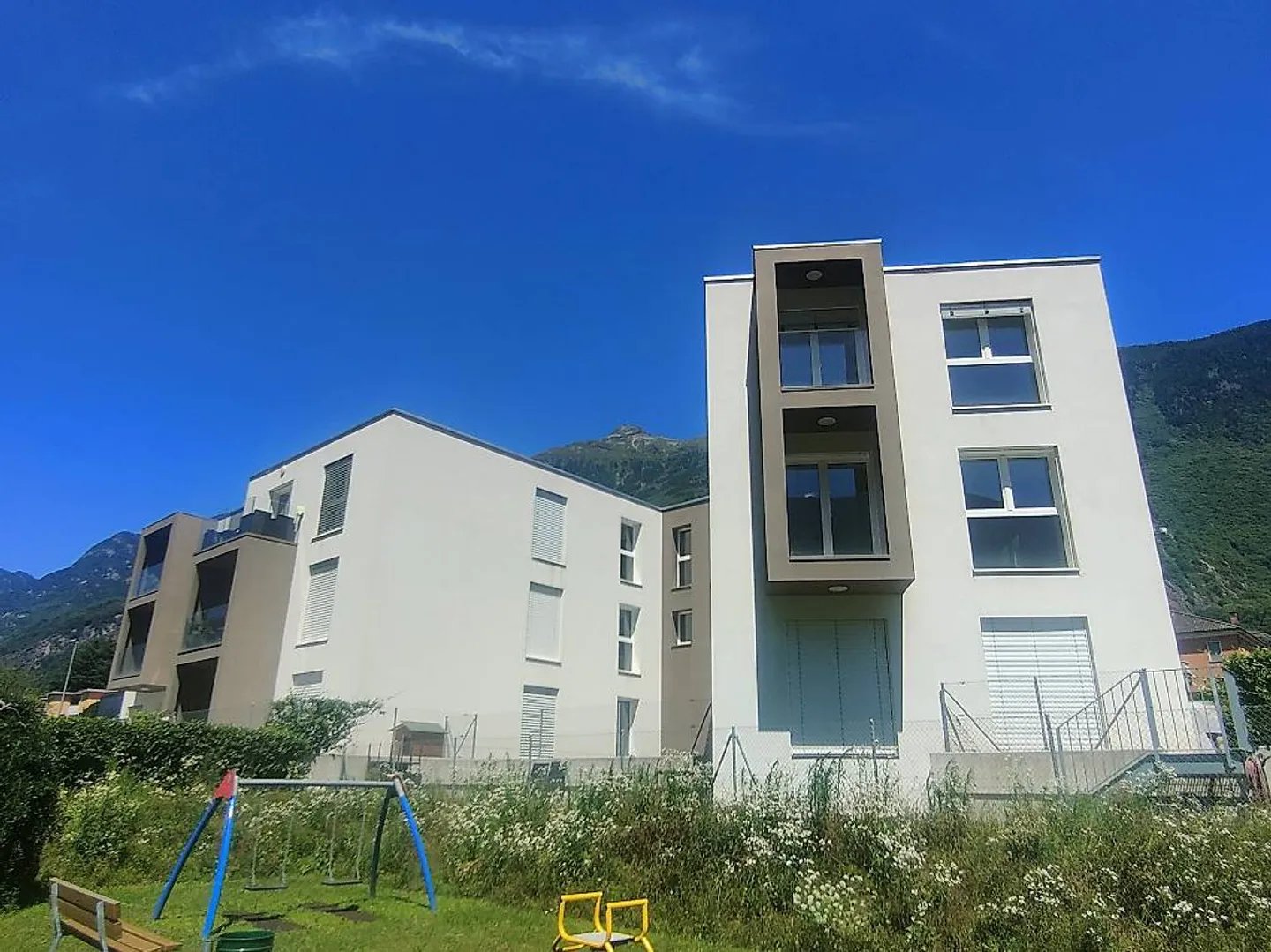 Nouvel appartement de 4,5 pièces à Claro - Photo 3 sur 13