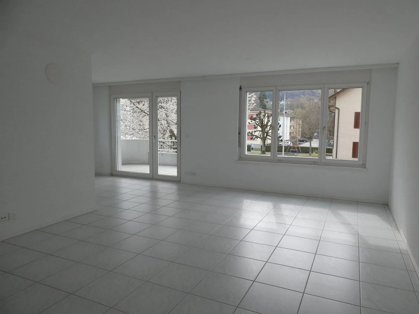 Appartamento 4.5 camere ben tenuto nel Breite-Park - Foto 2 di 19