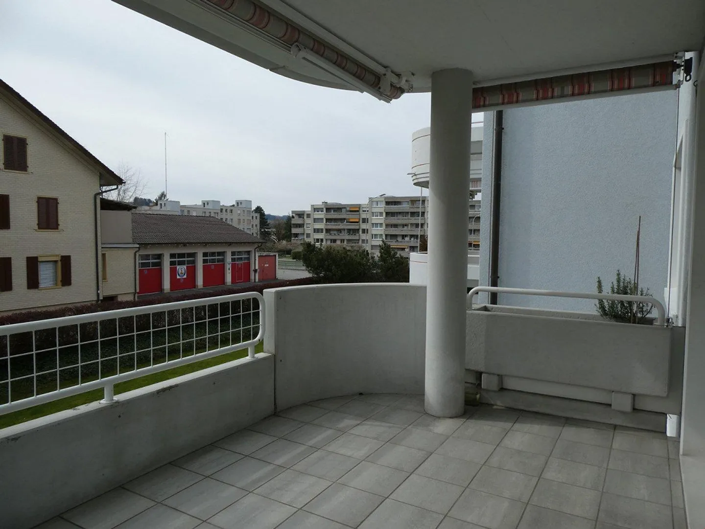Appartamento 4.5 camere ben tenuto nel Breite-Park - Foto 7 di 19