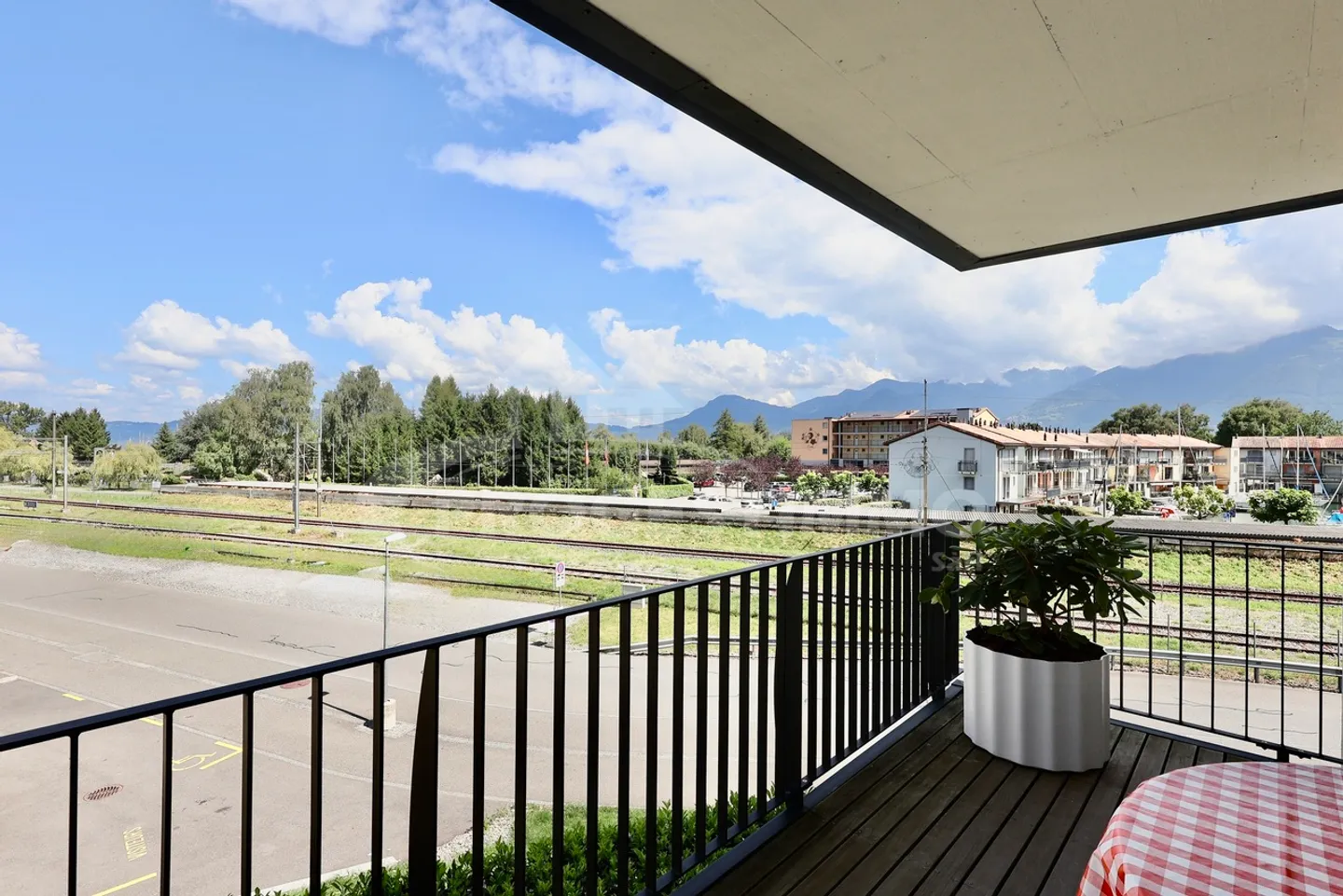 CHIC 2,5 STANZE IDEALMENTE SITUATE - Foto 7 di 9
