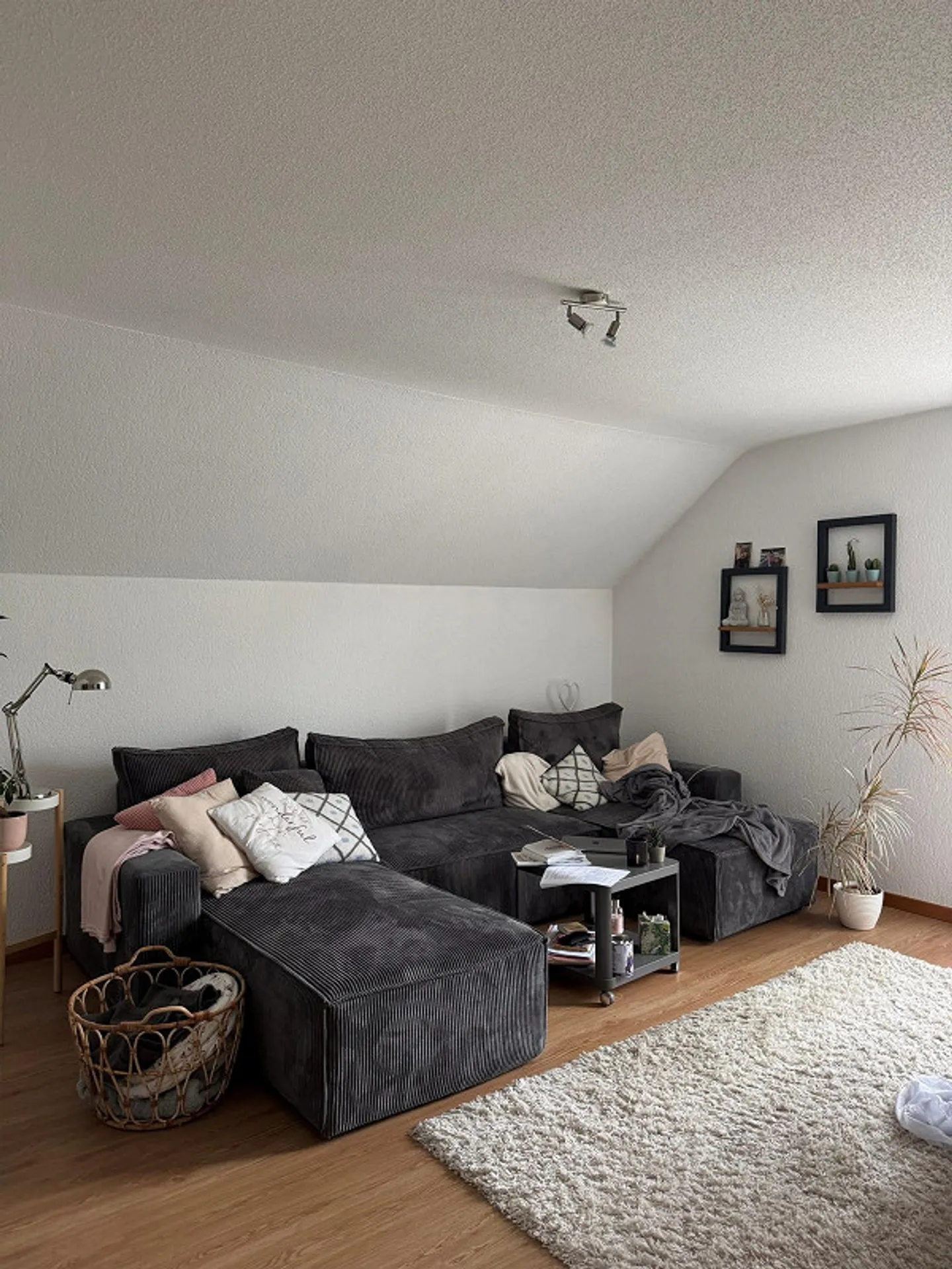 Attico con charme - La tua nuova casa a Wabern - Foto 3 di 7