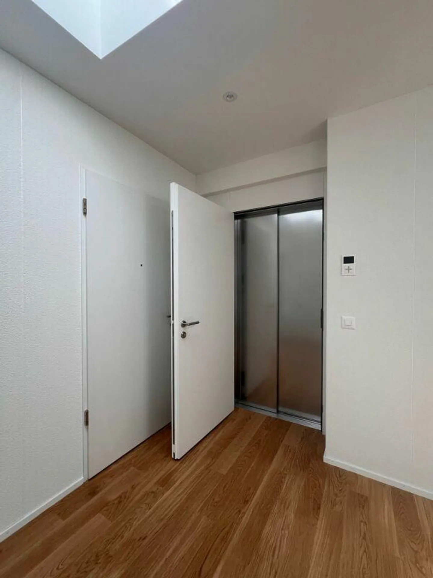 4.5-Zimmerwohnung Attika in Honau - Foto 2 von 13