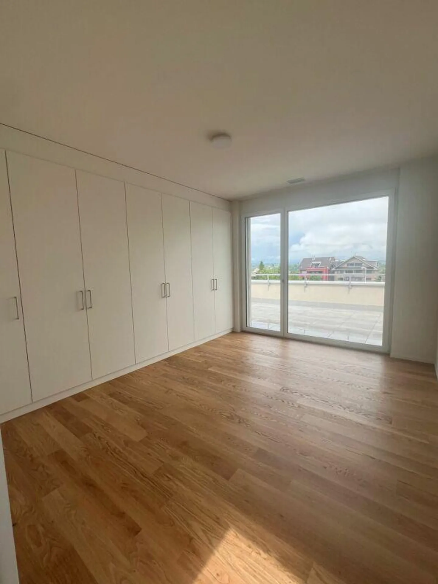 4.5-Zimmerwohnung Attika in Honau - Foto 3 von 13