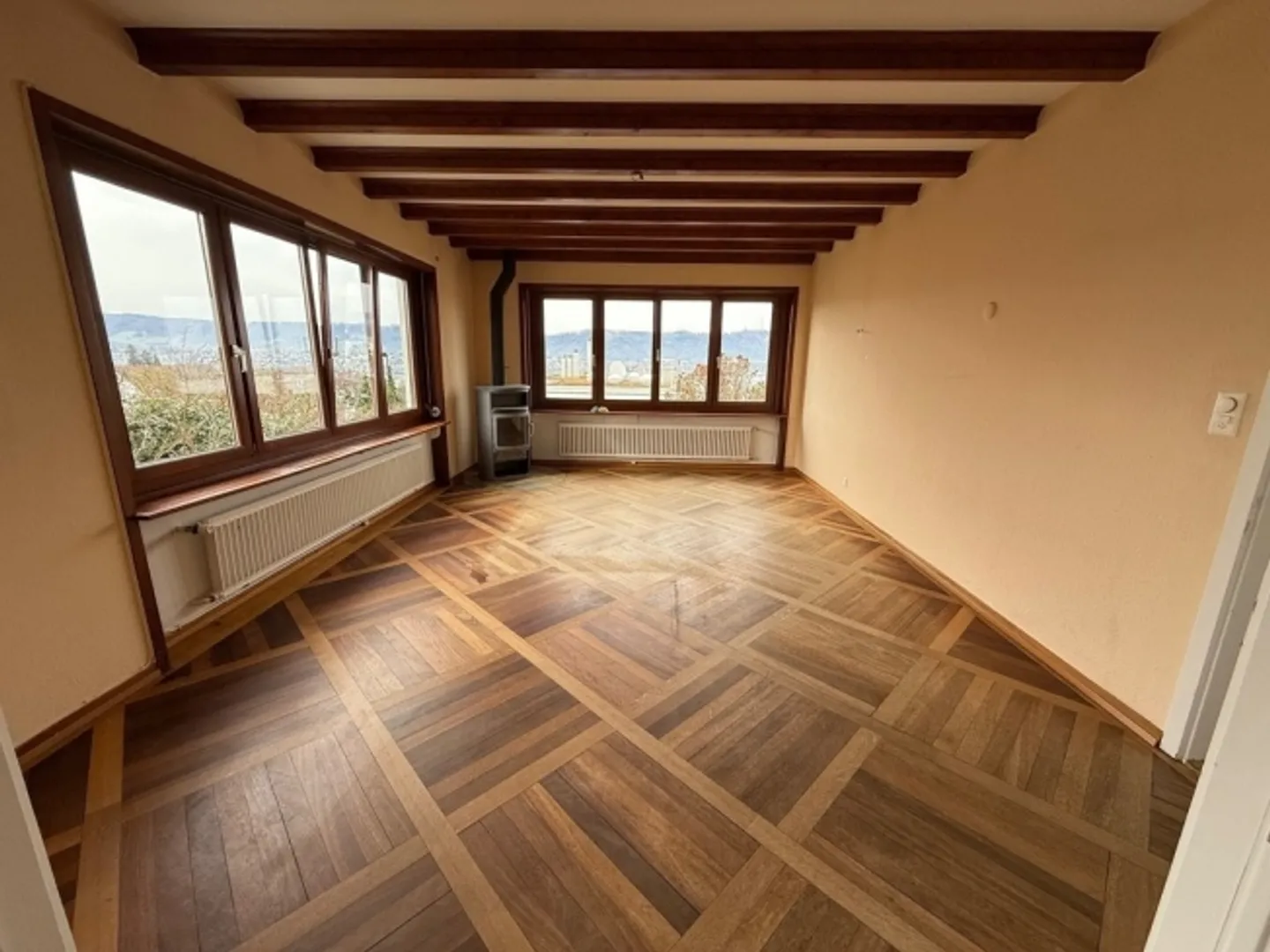 Casa singola in affitto - Foto 3 di 12