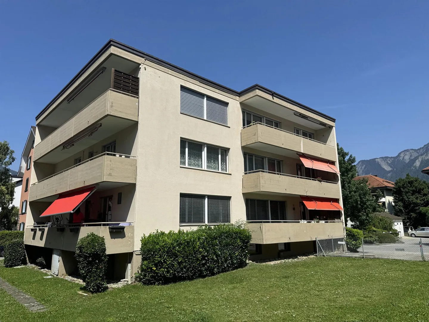 Vicino al centro e vicino alla stazione - appartamento in una posizione privilegiata - Foto 1 di 3