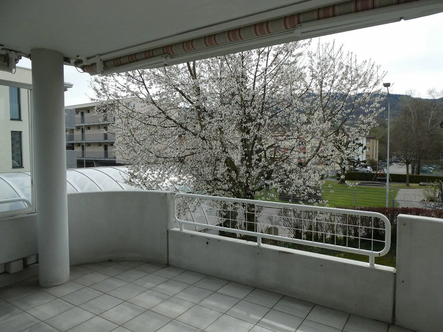 Appartamento 4.5 camere ben tenuto nel Breite-Park - Foto 9 di 19