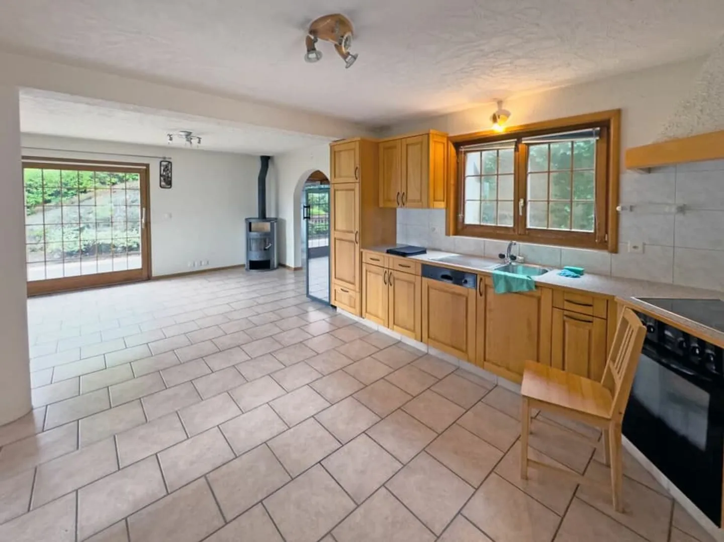 Safe investment: beautiful 3.5-room apartment with terrace in a - Photo 2 of 13