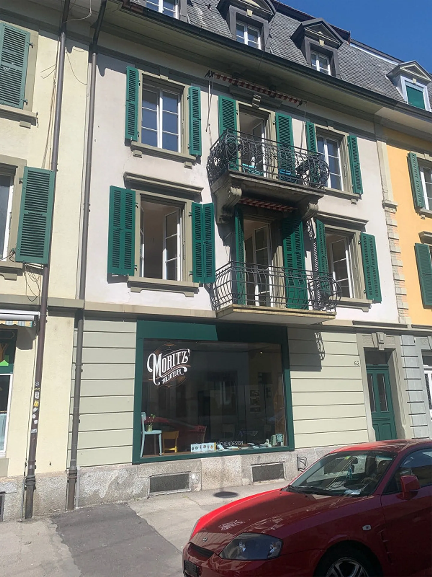 Appartamento soleggiato di 3 stanze (74m2), con balcone, completamente ristrutturato, a Breitenrain - Foto 3 di 18