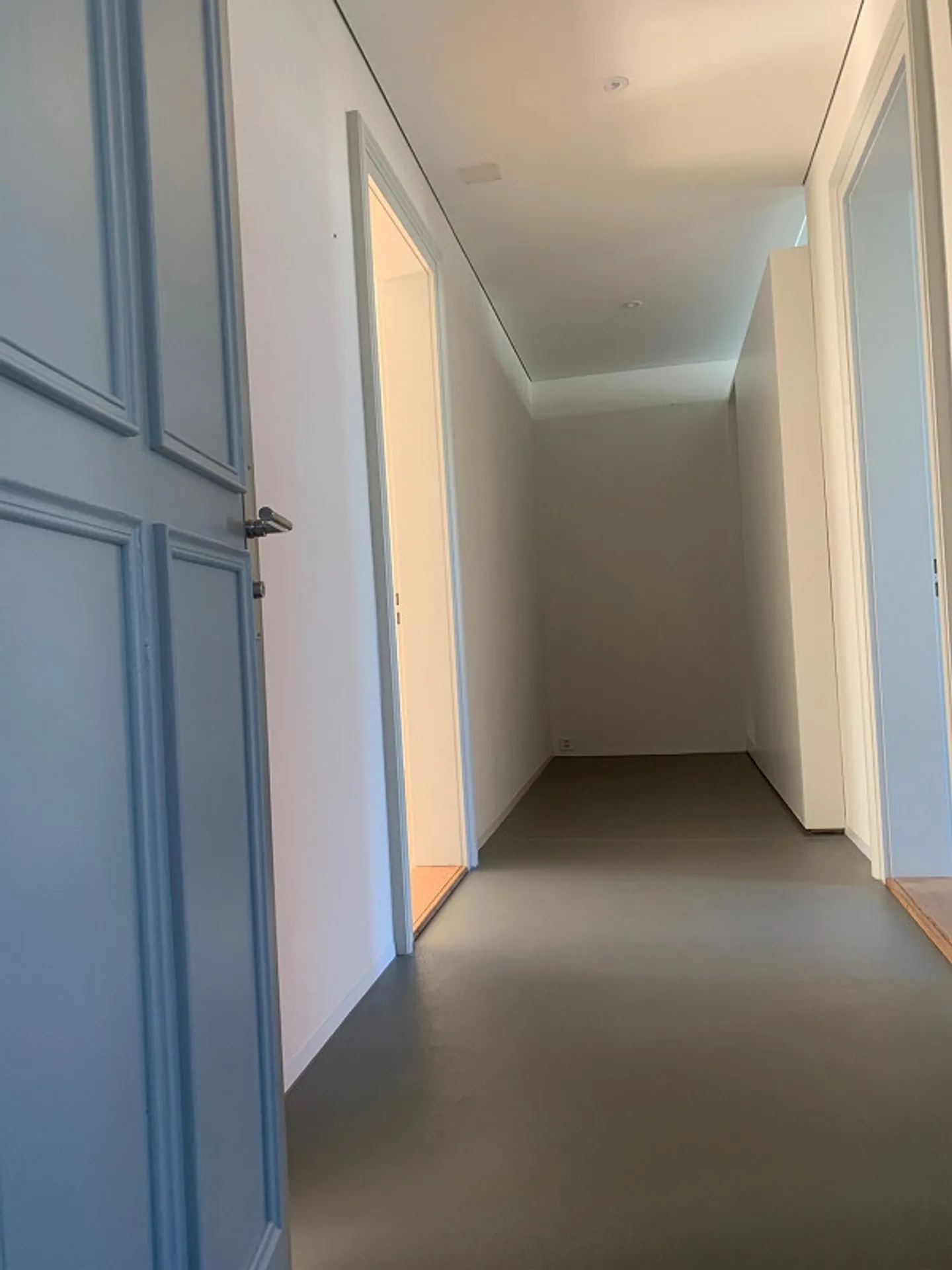 Appartamento soleggiato di 3 stanze (74m2), con balcone, completamente ristrutturato, a Breitenrain - Foto 5 di 18