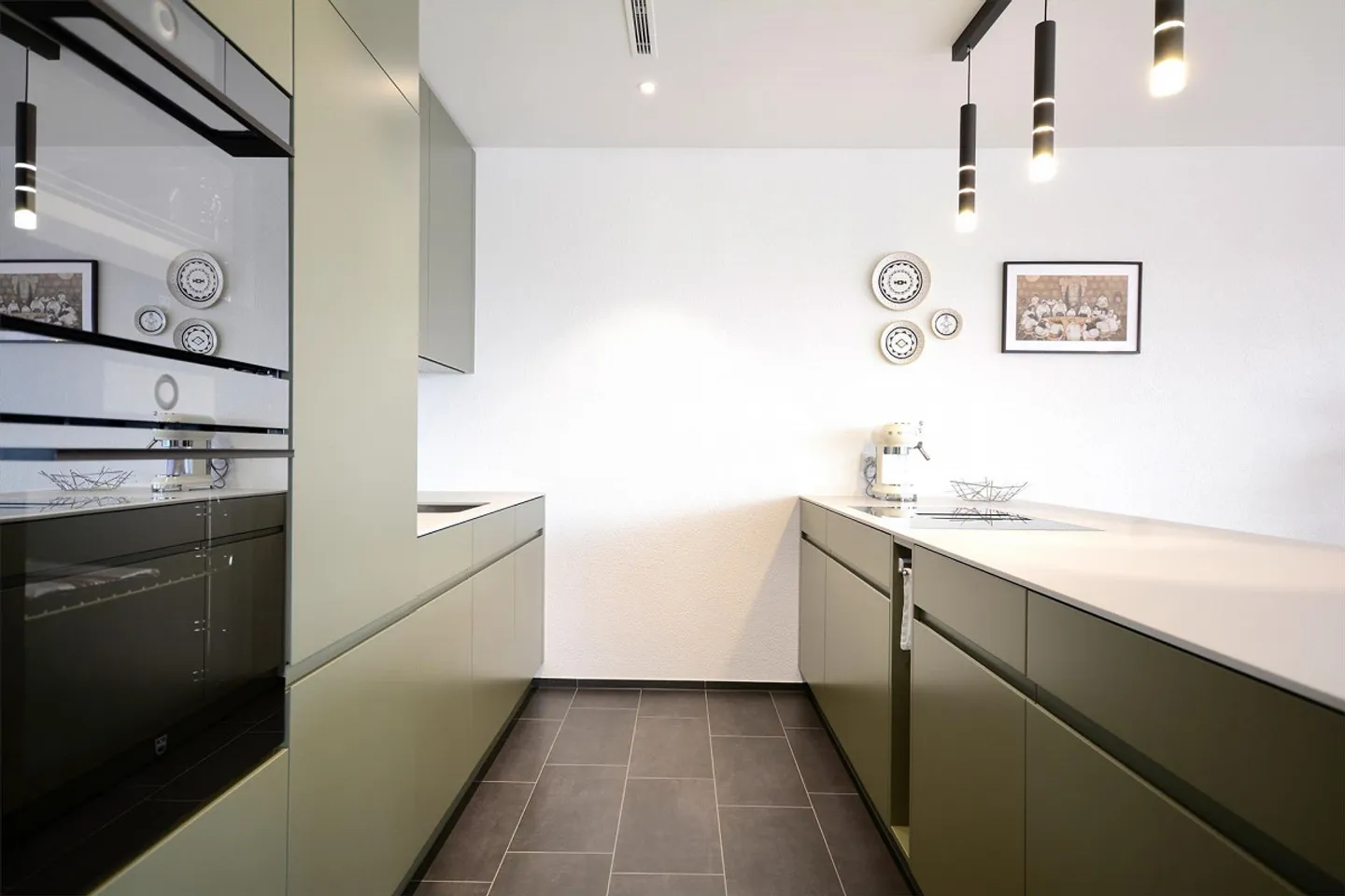 Modern Terrace Dream! - Photo 6 of 6