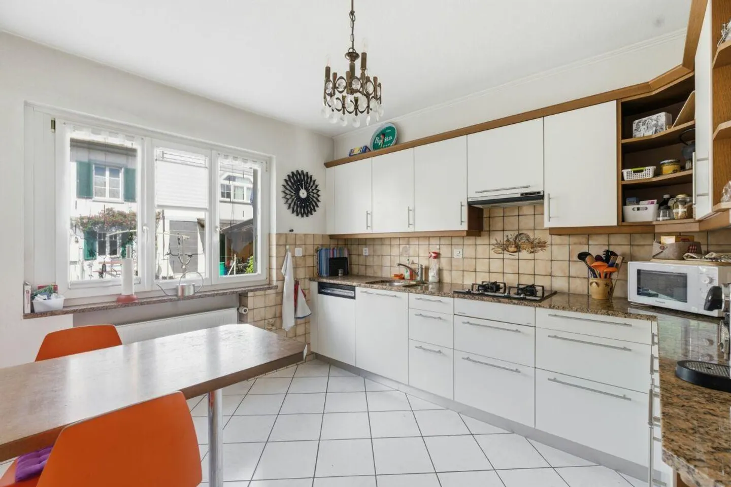 Freistehendes Einfamilienhaus in Münchenstein - Foto 5 von 13