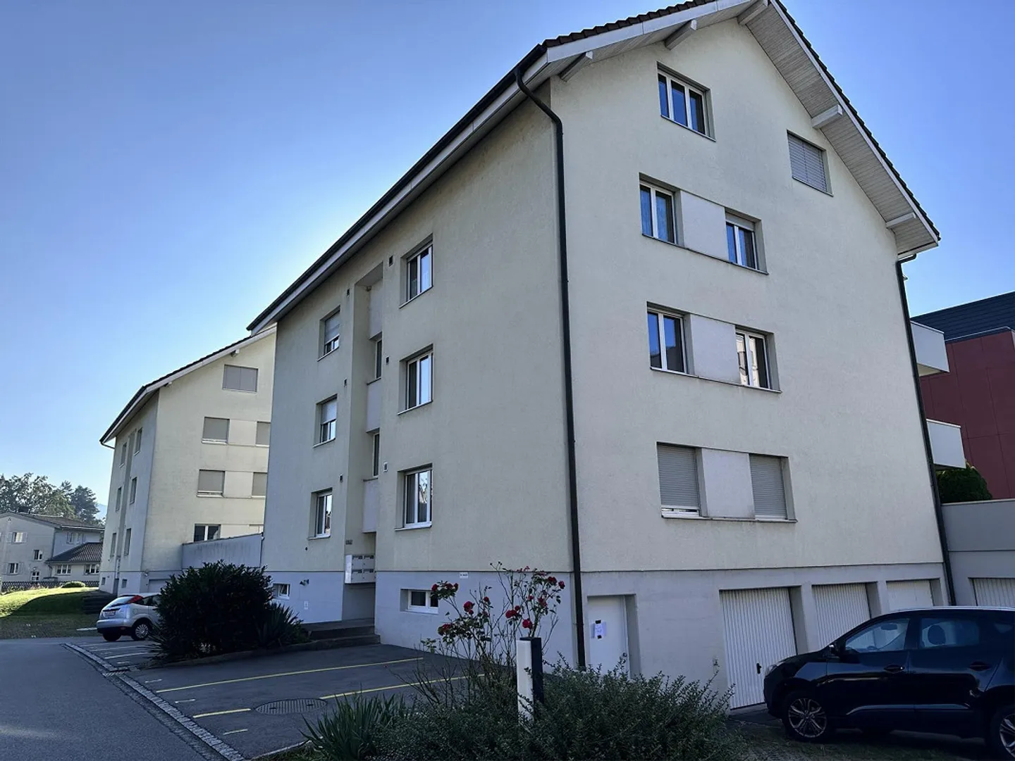 Luminoso appartamento di 4,5 stanze con balcone - Foto 1 di 2