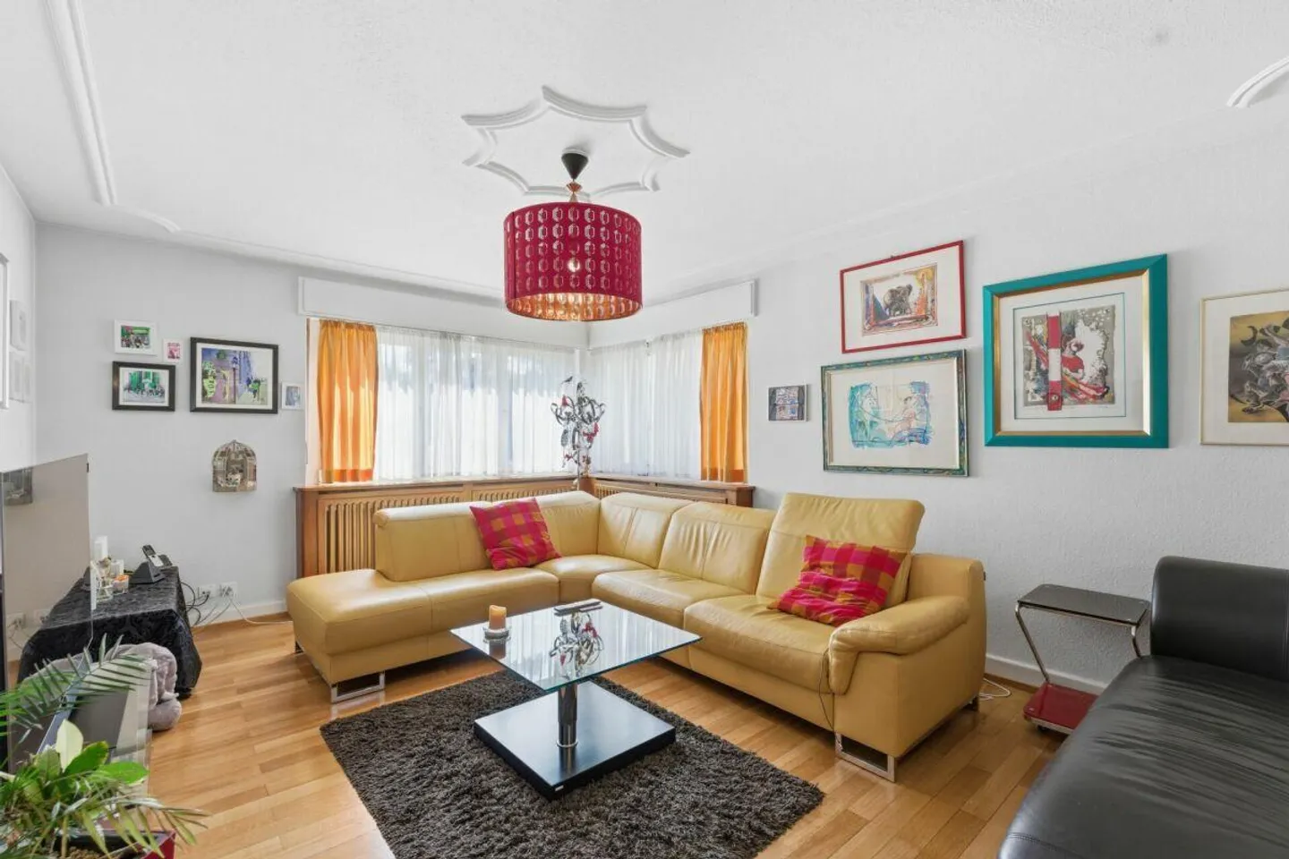 Freistehendes Einfamilienhaus in Münchenstein - Foto 7 von 13