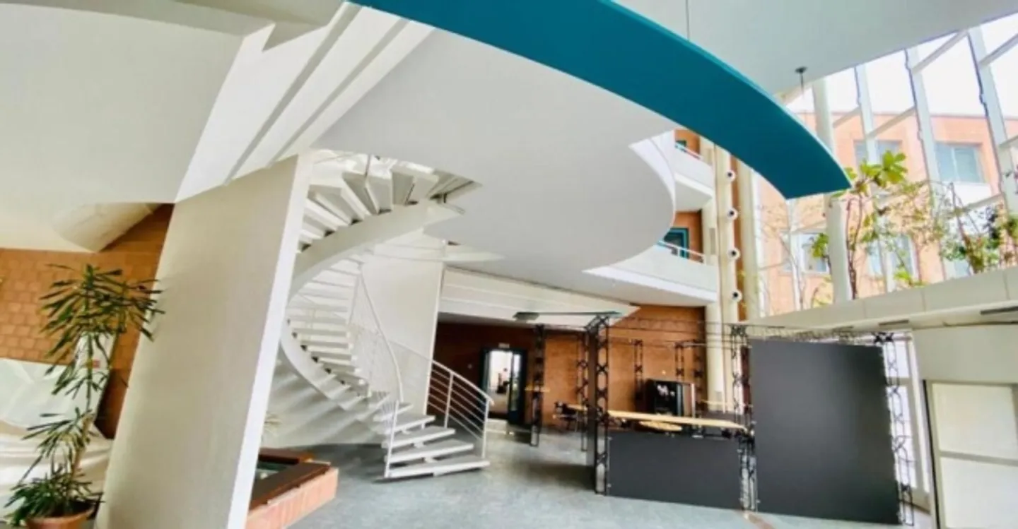 Spazio Commerciale a Valais - Foto 2 di 7