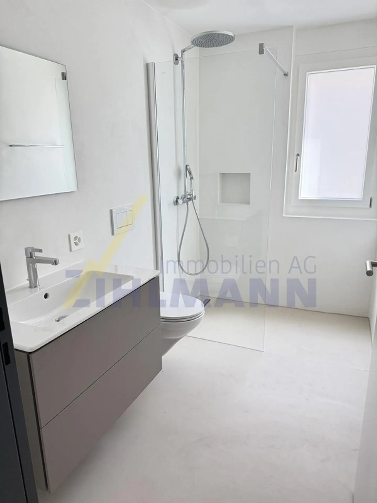 Appartement de jardin de 4,5 pièces élégant avec un grand espace extérieur - Photo 6 sur 11