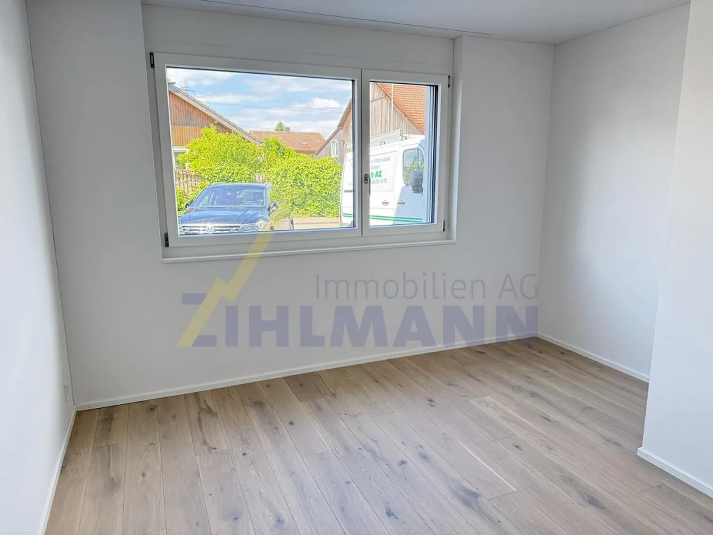 Appartement de jardin de 4,5 pièces élégant avec un grand espace extérieur - Photo 7 sur 11