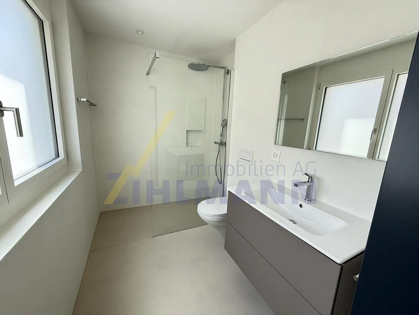 Appartement de jardin de 4,5 pièces élégant avec un grand espace extérieur - Photo 9 sur 11