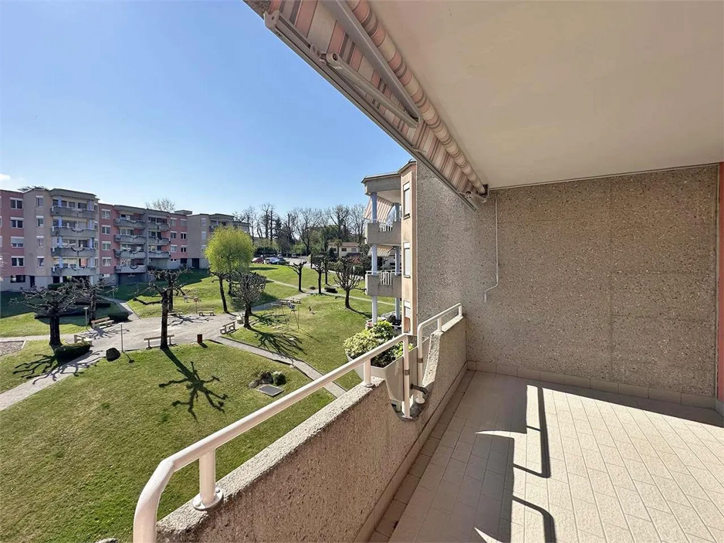 Equilibrio perfetto tra natura e praticità dei servizi - Photo 1 of 9