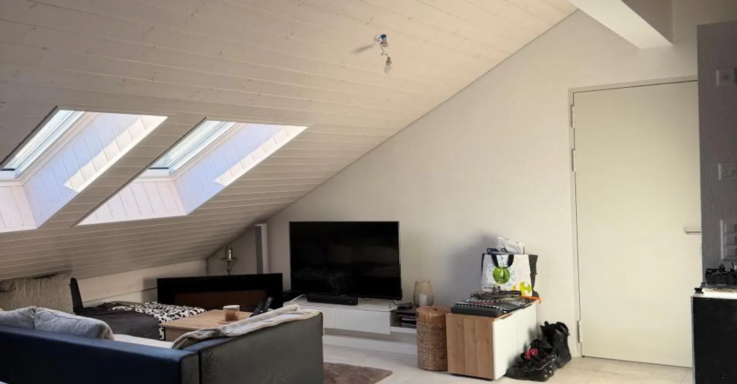 Appartement Charmant avec Balcon - Photo 2 sur 6