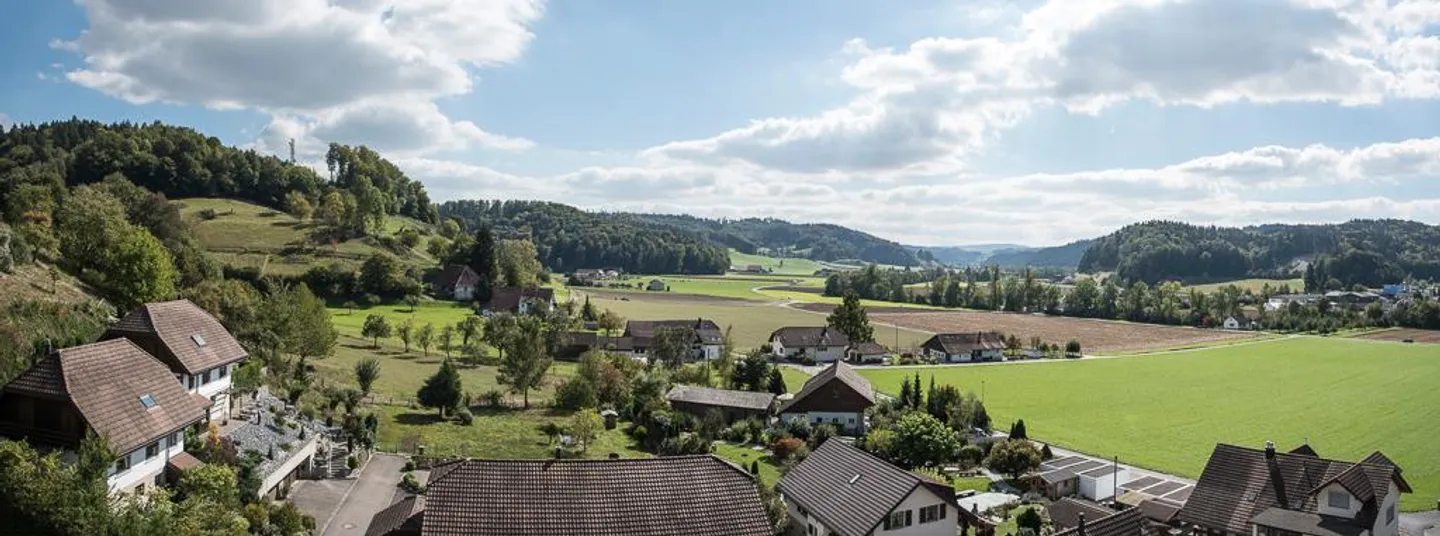 Luminoso e spazioso con un accogliente balcone! - Foto 7 di 7