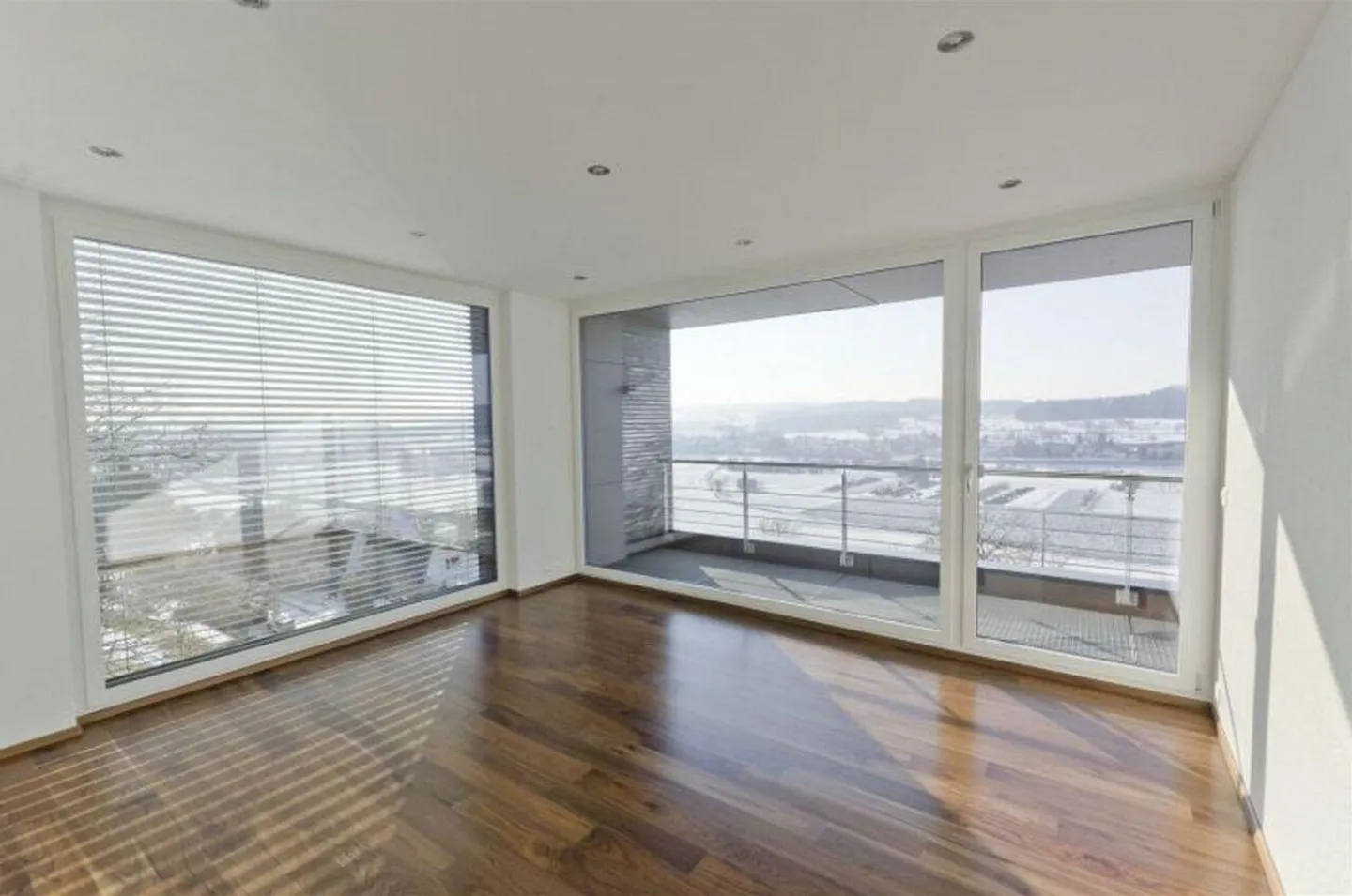 Modern single-family house for rent in Thayngen. - Photo 8 of 13