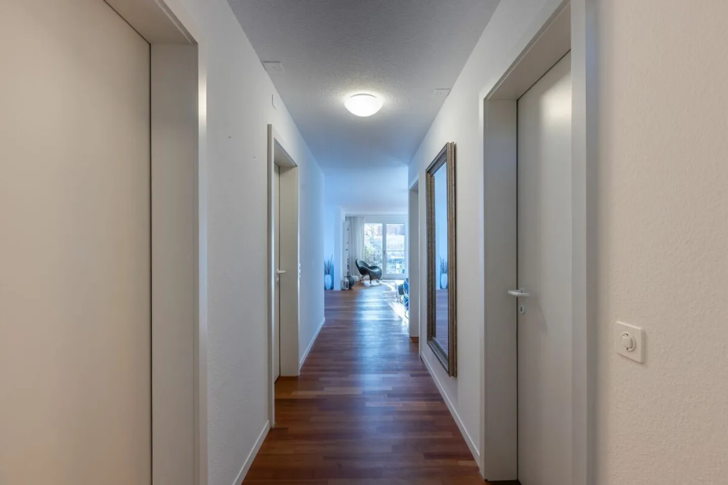 Modern Terrace House with Views - Photo 26 of 41