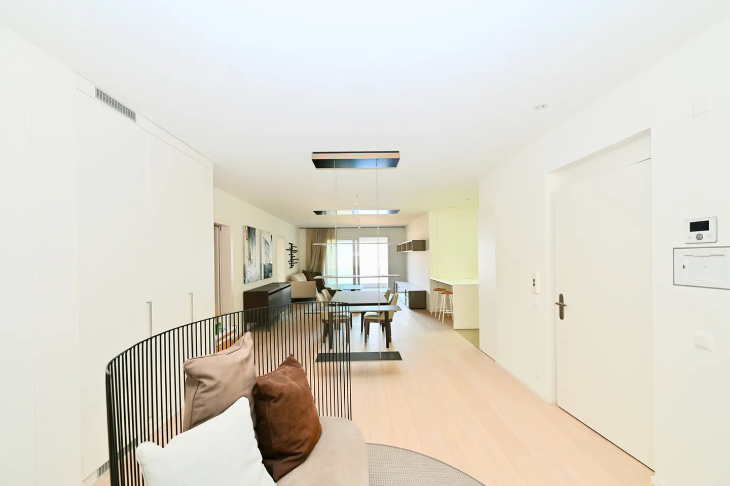 Modern Penthouse with Lake Lugano and Mountain View - Photo 7 of 16