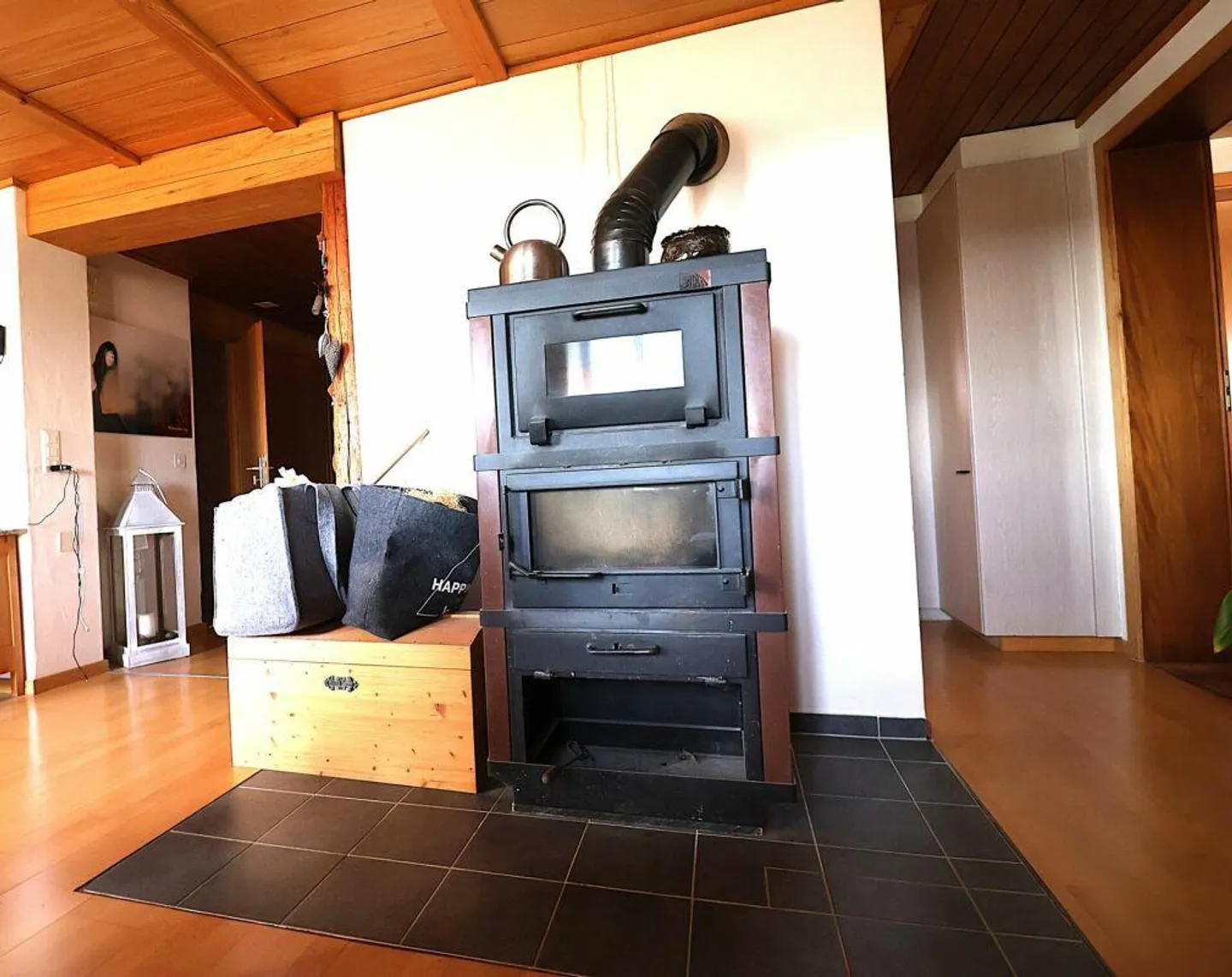 Casa versatile con 6 stanze e potenziale di espansione - Foto 6 di 13