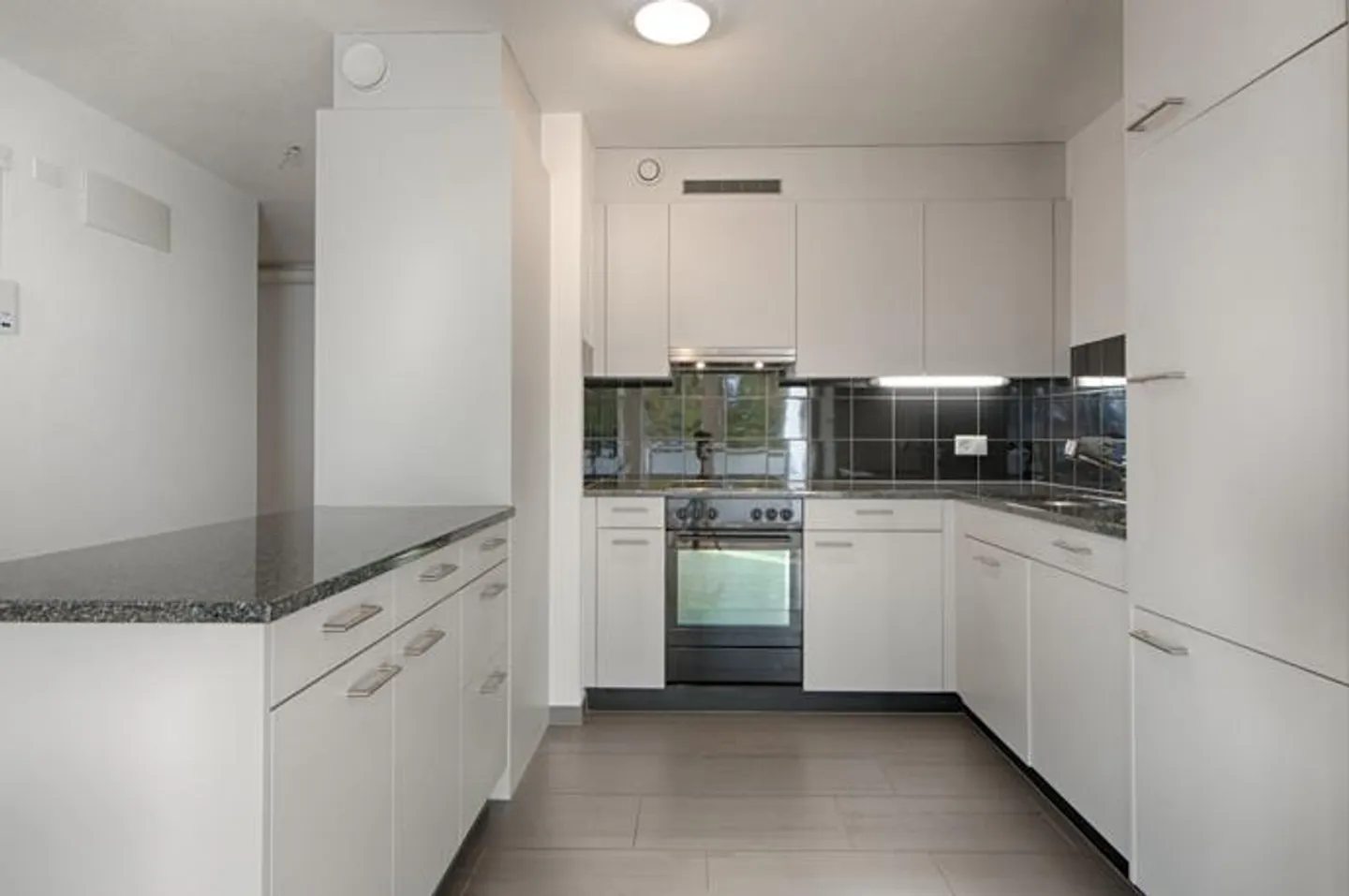 LOUER SANS CAUTION - Appartement familial avec espace de jardin - Photo 2 sur 12
