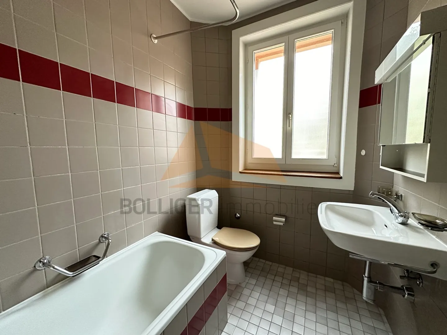 ZU VERKAUFEN 2-Zimmer-Wohnung in PPE - Foto 10 von 11