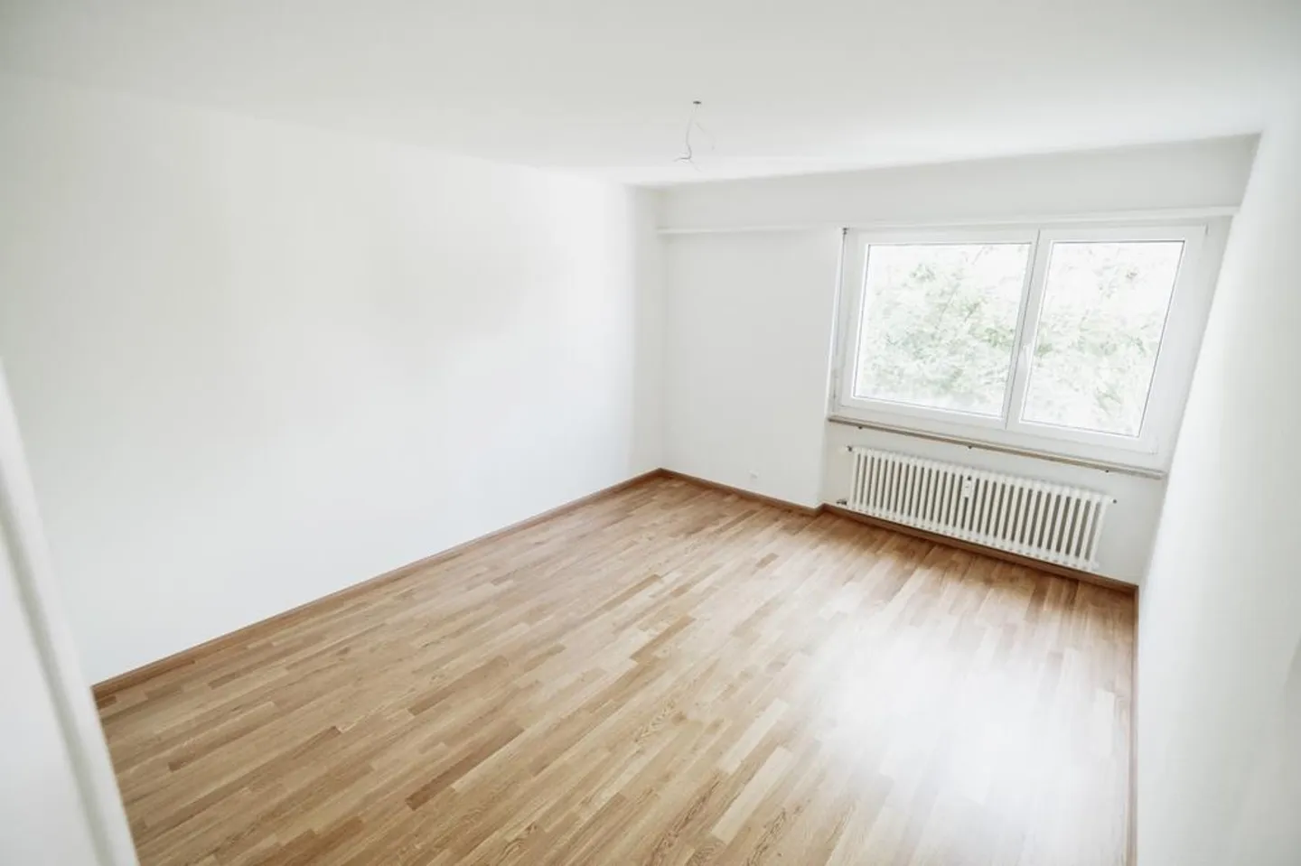 Renovated 3-room apartment in Oberwil - Photo 5 of 12