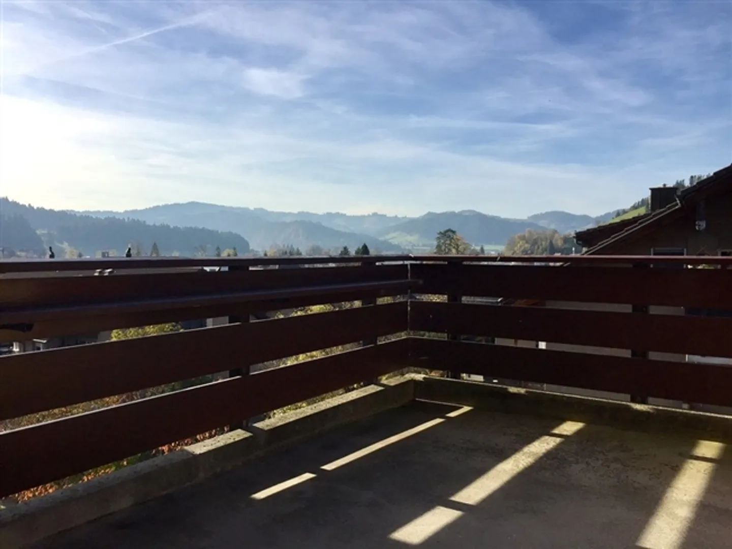 Great attic apartment with fireplace - Photo 6 of 6