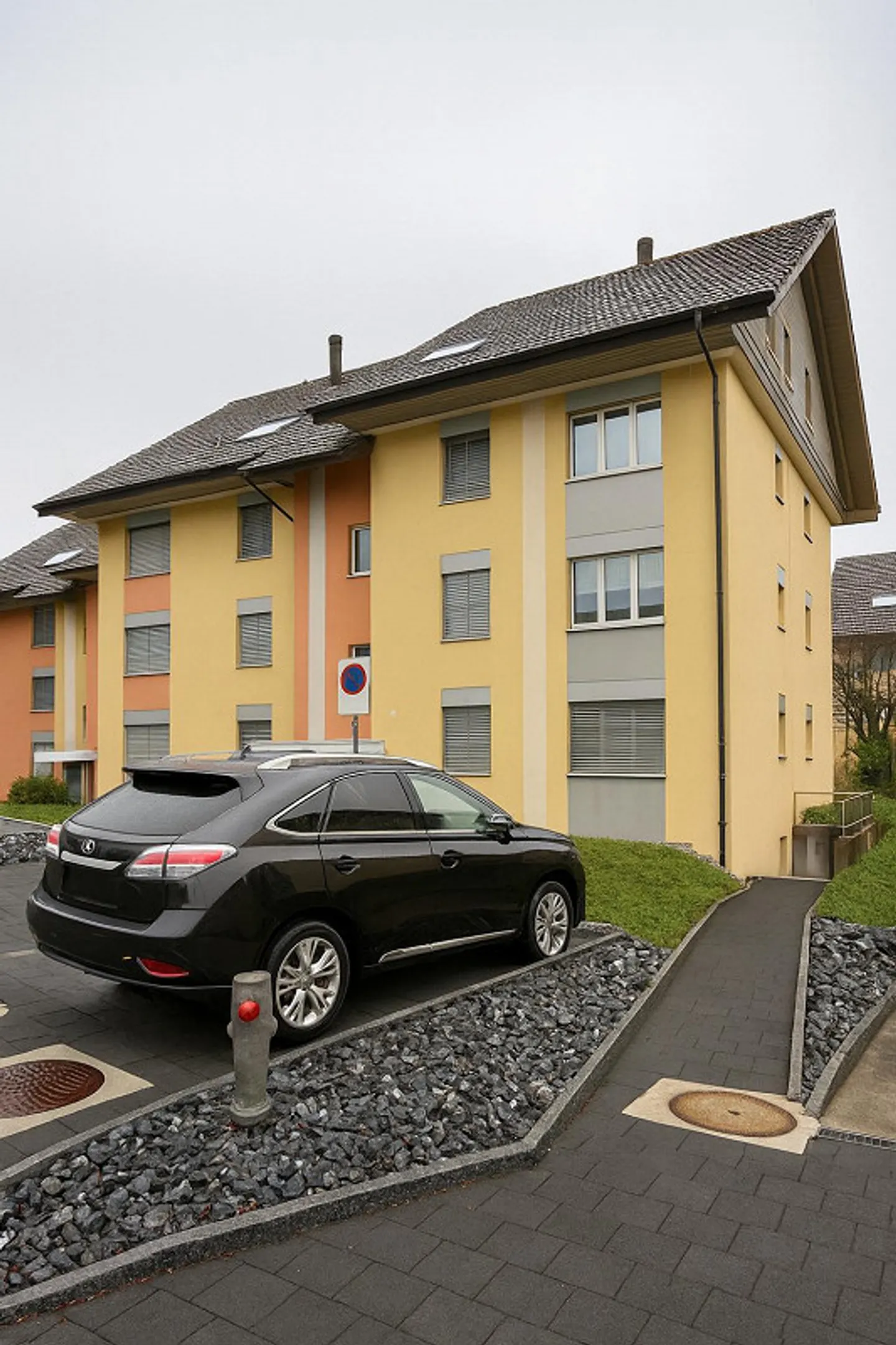 3.5 Zimmerwohnung im grünen Tann zu vermieten - Foto 1 von 8