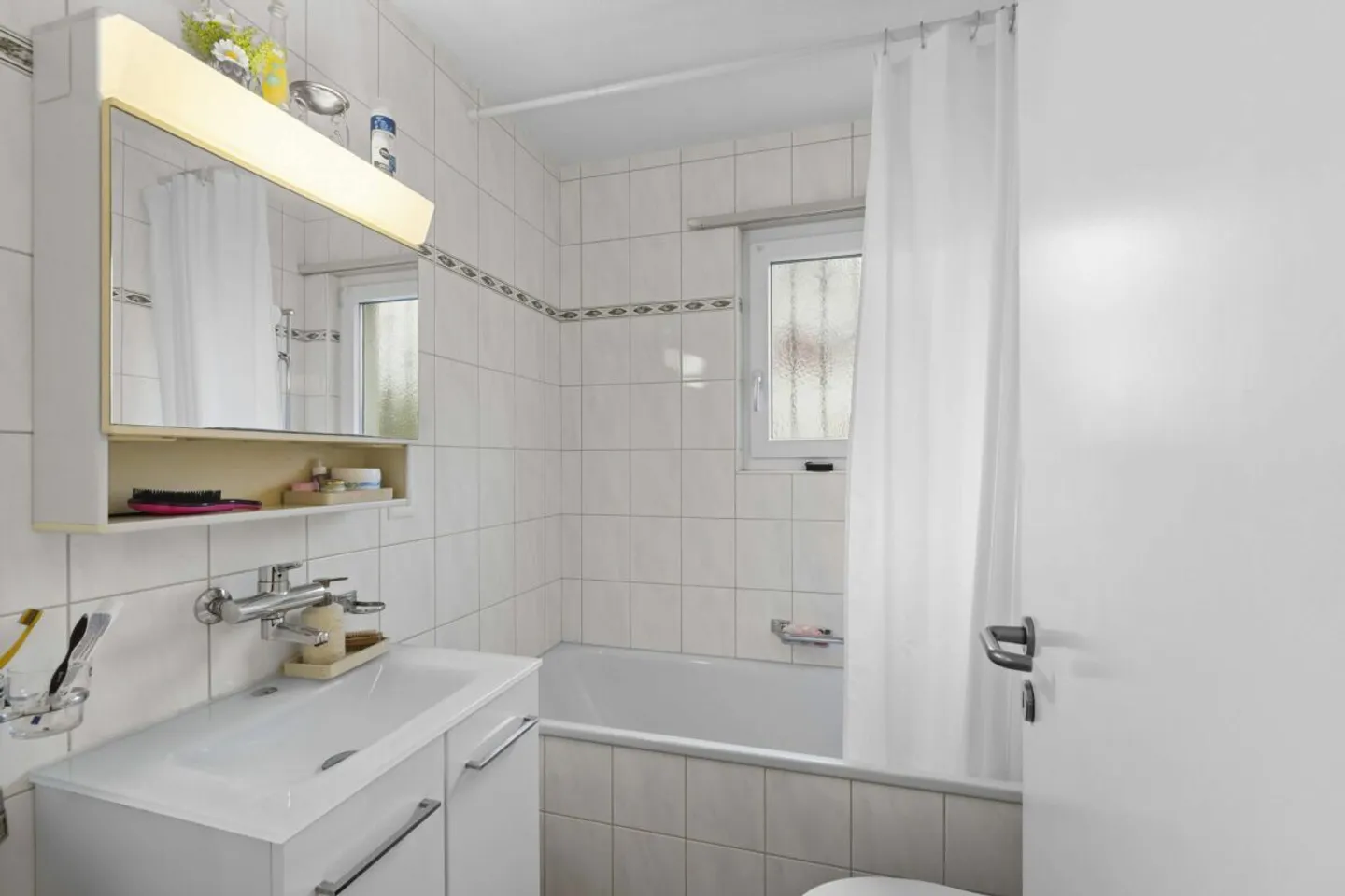 Casa plurifamiliare con 3 unità abitative - ideale come casa per più generazioni o come investimento - Foto 9 di 20