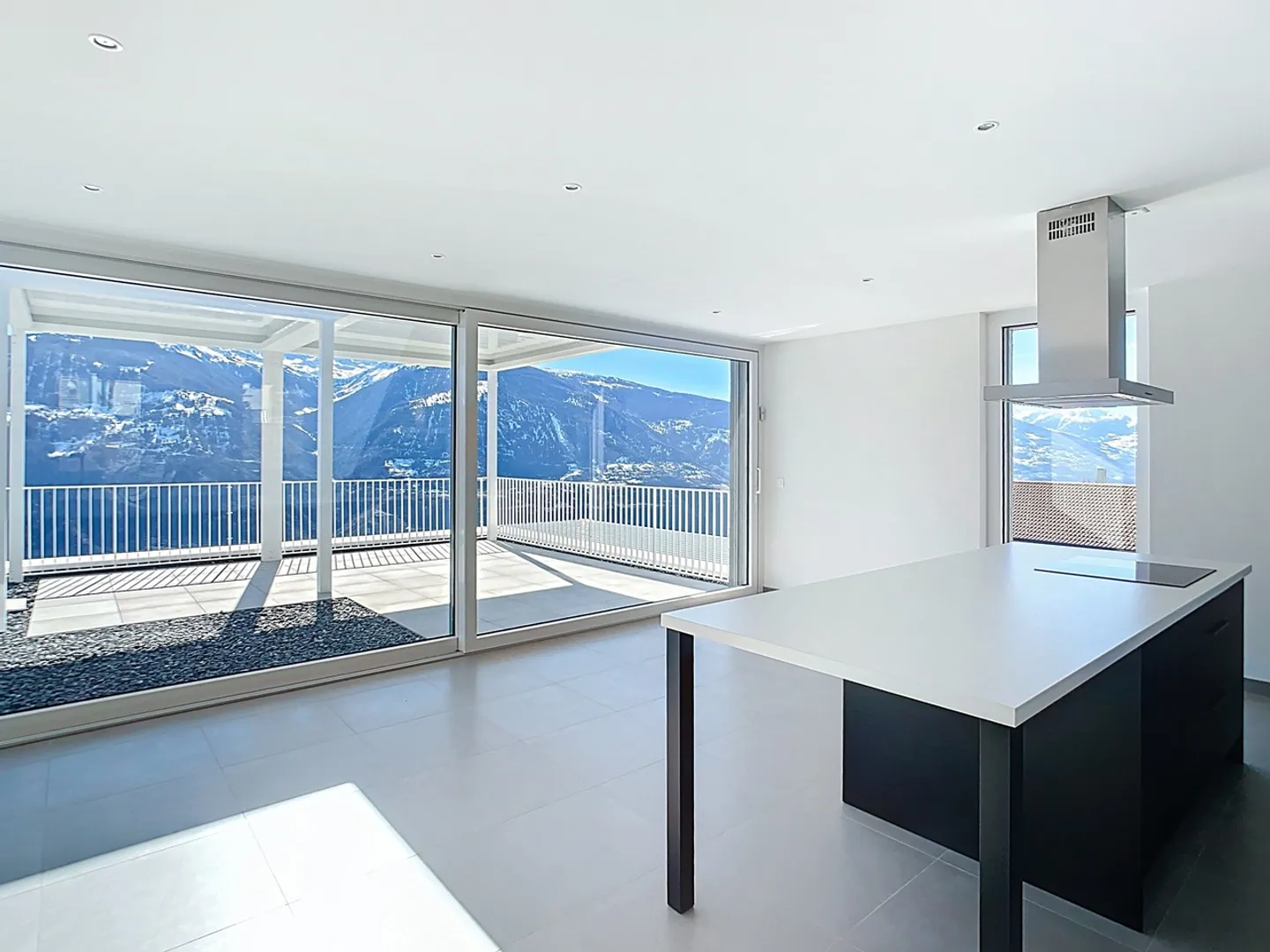 Attic News between Sky and Mountains - Photo 1 of 18