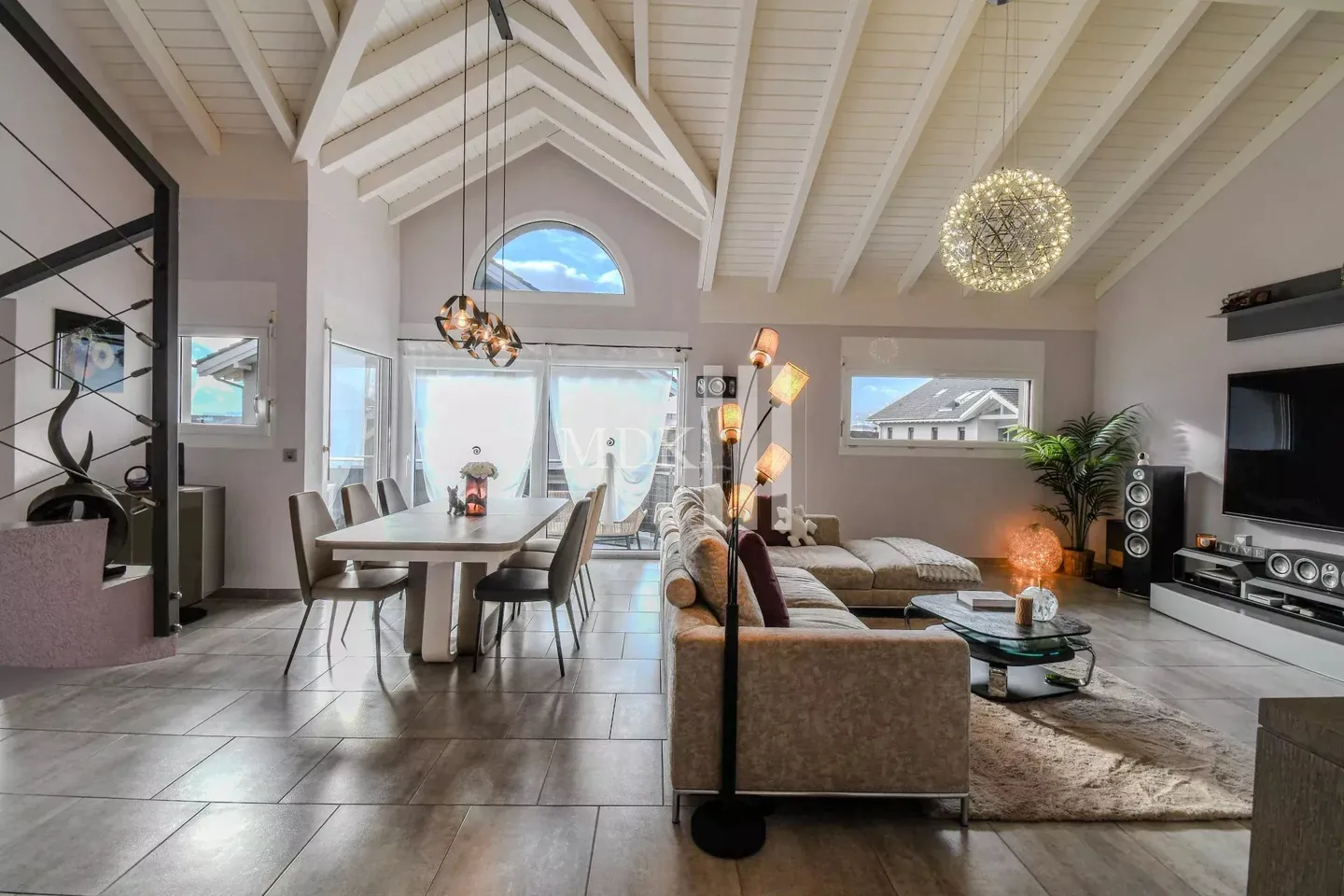 Geräumige Maisonette-Wohnung - Foto 3 von 17