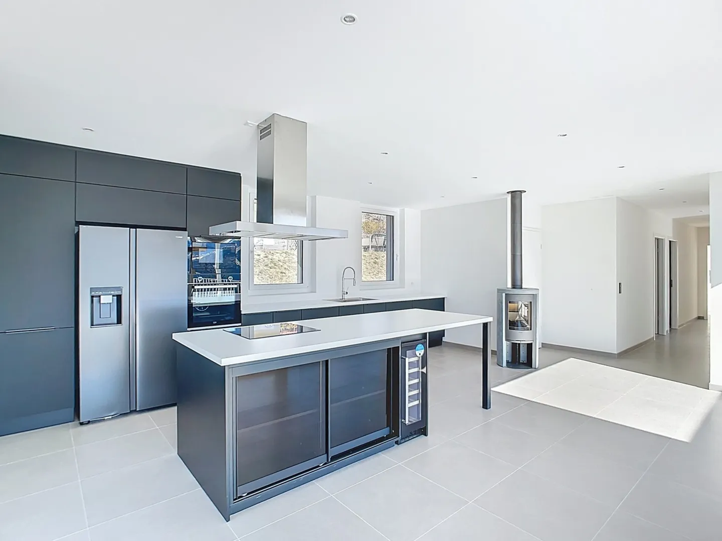 Attic News between Sky and Mountains - Photo 6 of 18