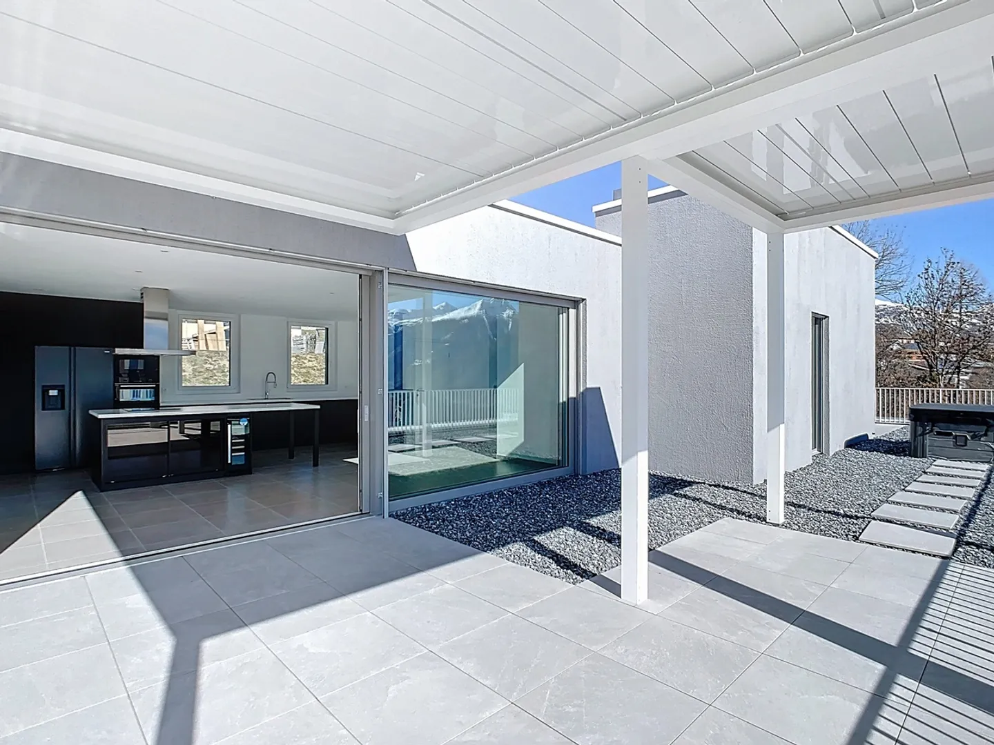 Attic News between Sky and Mountains - Photo 7 of 18