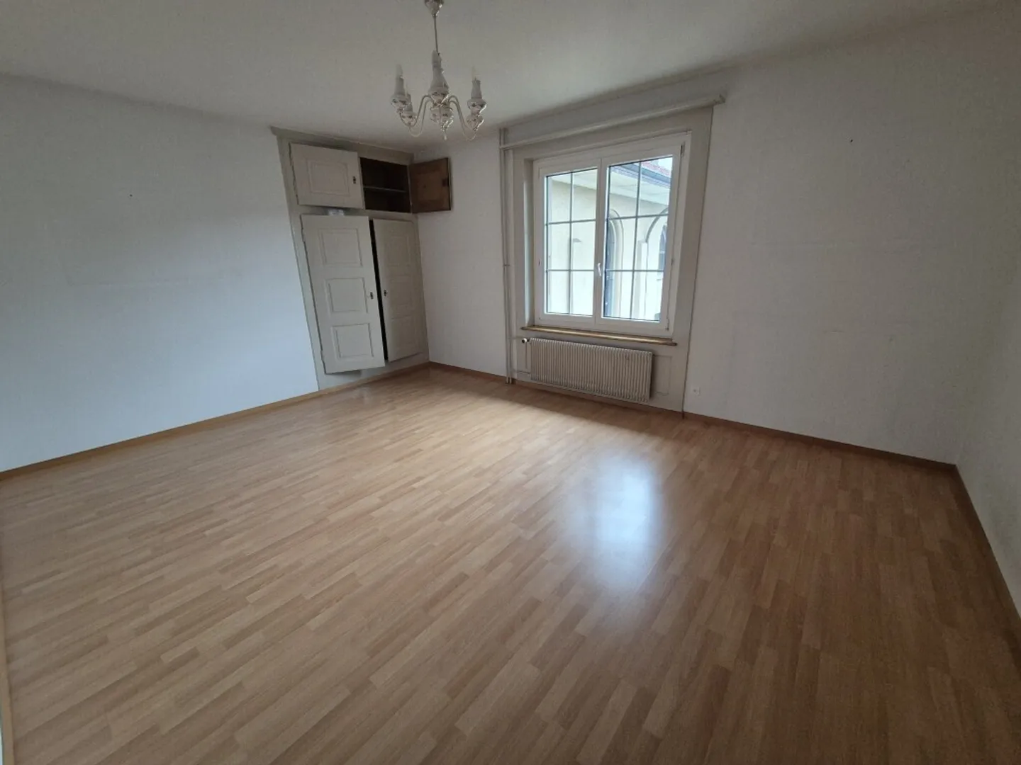 Charmante appartement de 3,5 pièces dans un emplacement central à Bern-Bümpliz - Photo 6 sur 10