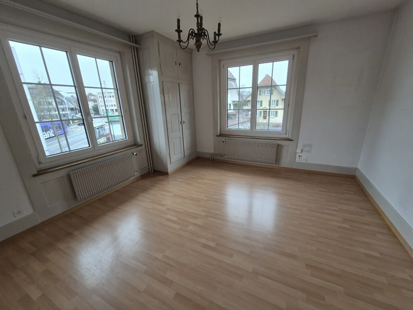 Charmante appartement de 3,5 pièces dans un emplacement central à Bern-Bümpliz - Photo 7 sur 10