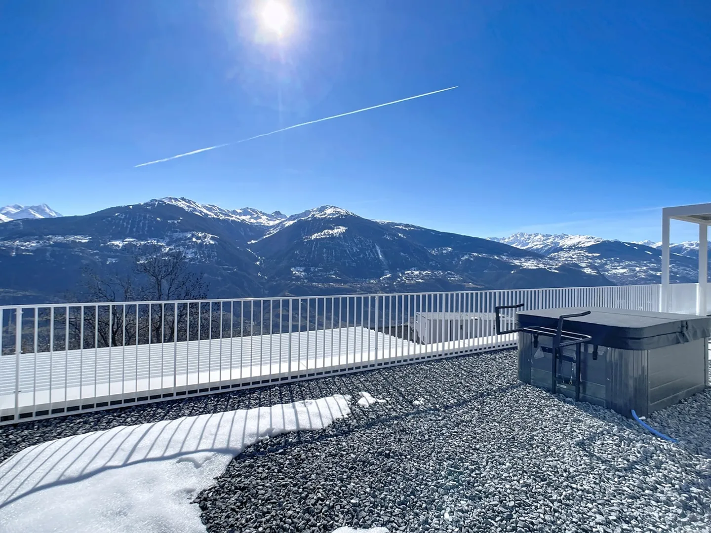 Attic News between Sky and Mountains - Photo 11 of 18