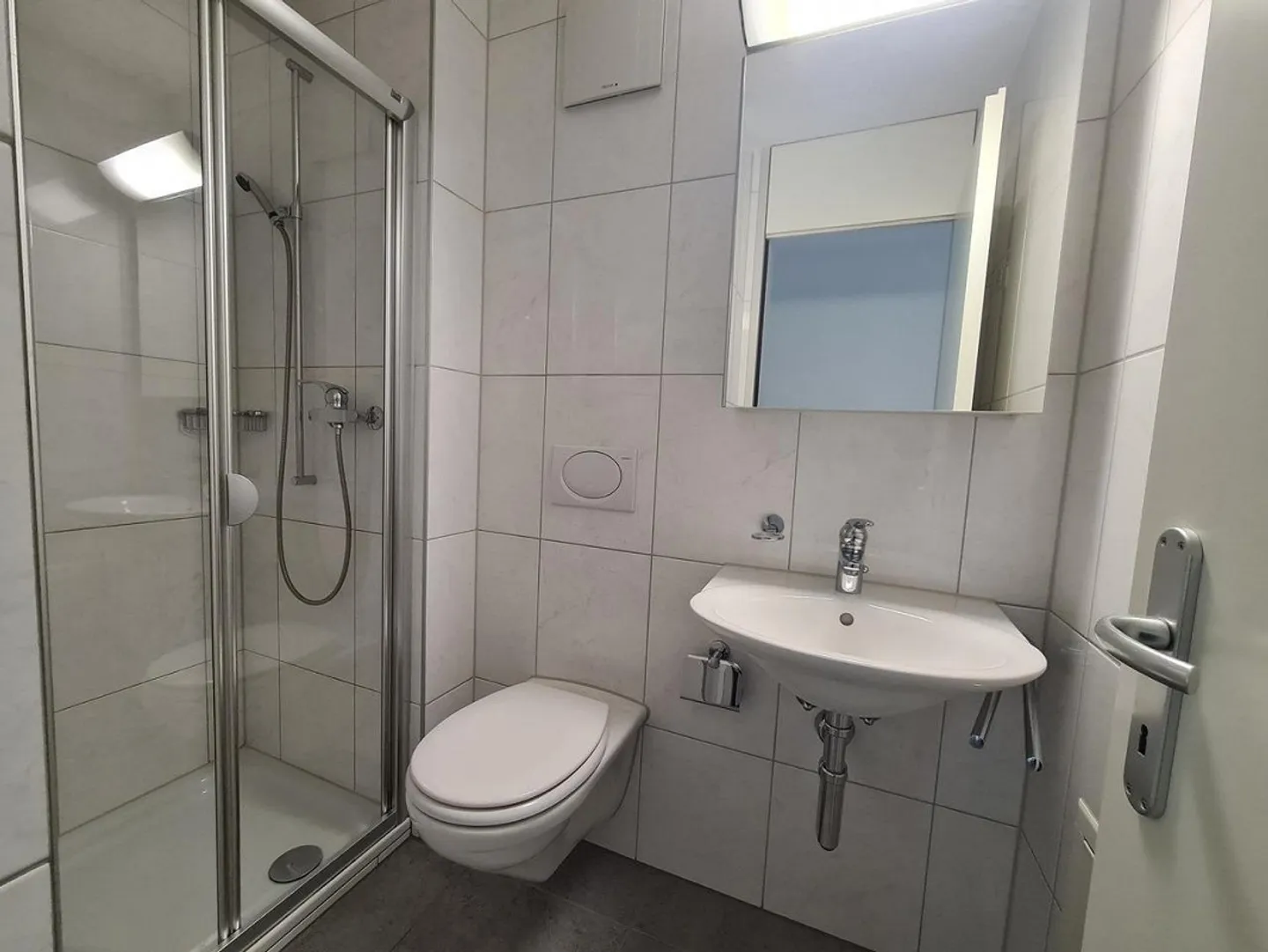 Helle und geräumige 4.5-Zimmer-Wohnung mit Balkon und Abendsonne - Foto 4 von 7