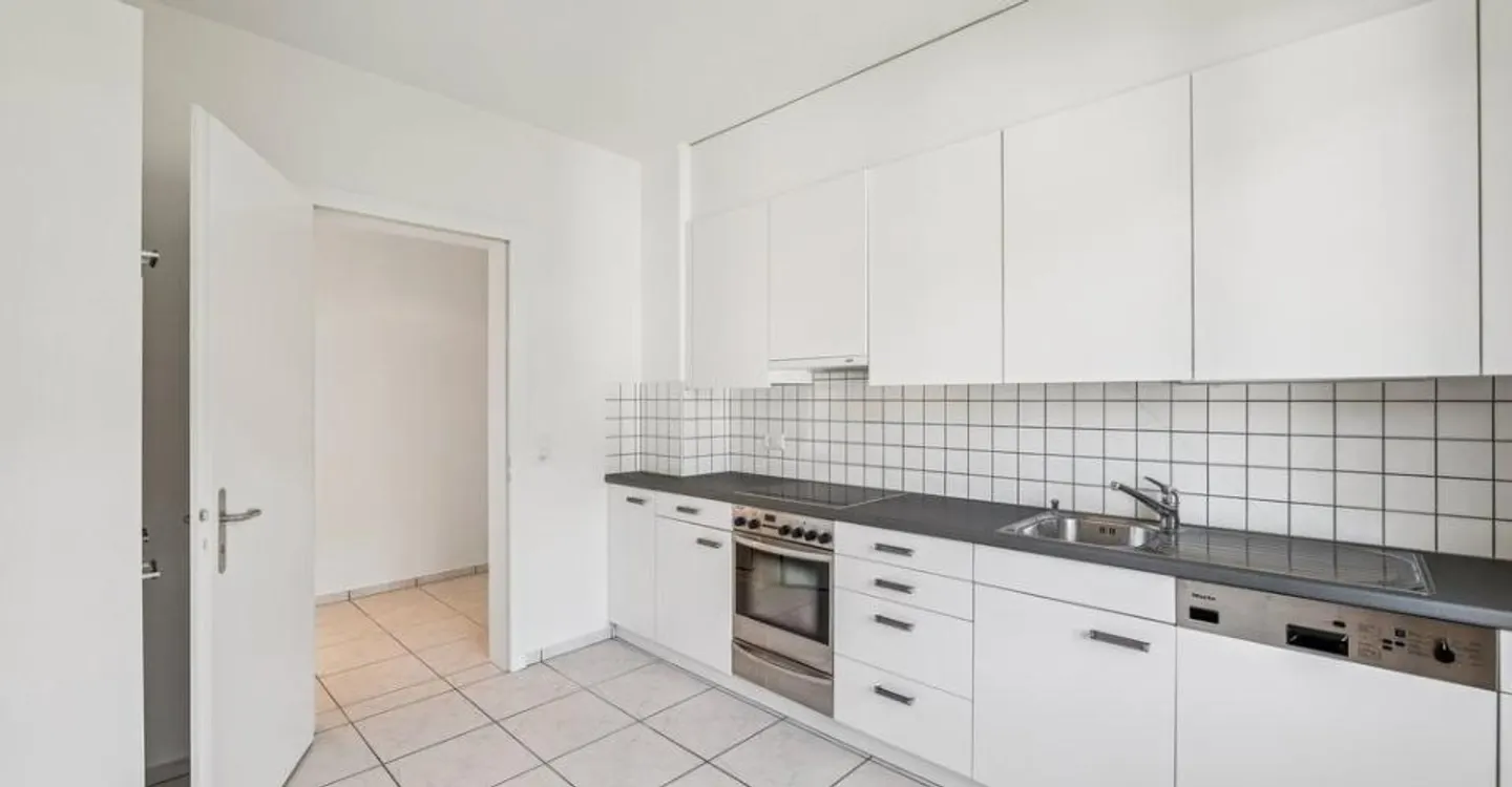 Family apartment seeks residents - Photo 5 of 7