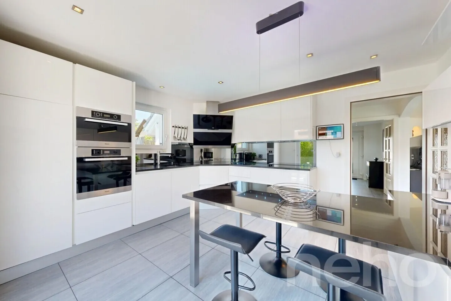Magnifique villa rénovée avec piscine - Photo 12 sur 12