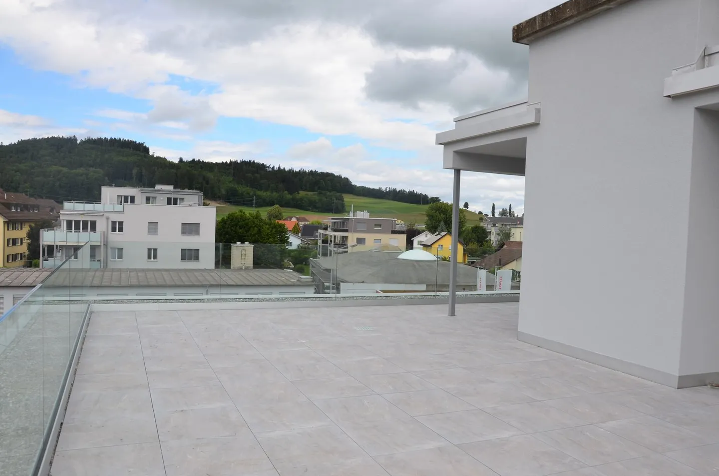 heller Praxis-/Büro-/Gewerberaum in repräsentativem Geschäftshaus an bester Lage - Foto 3 von 6