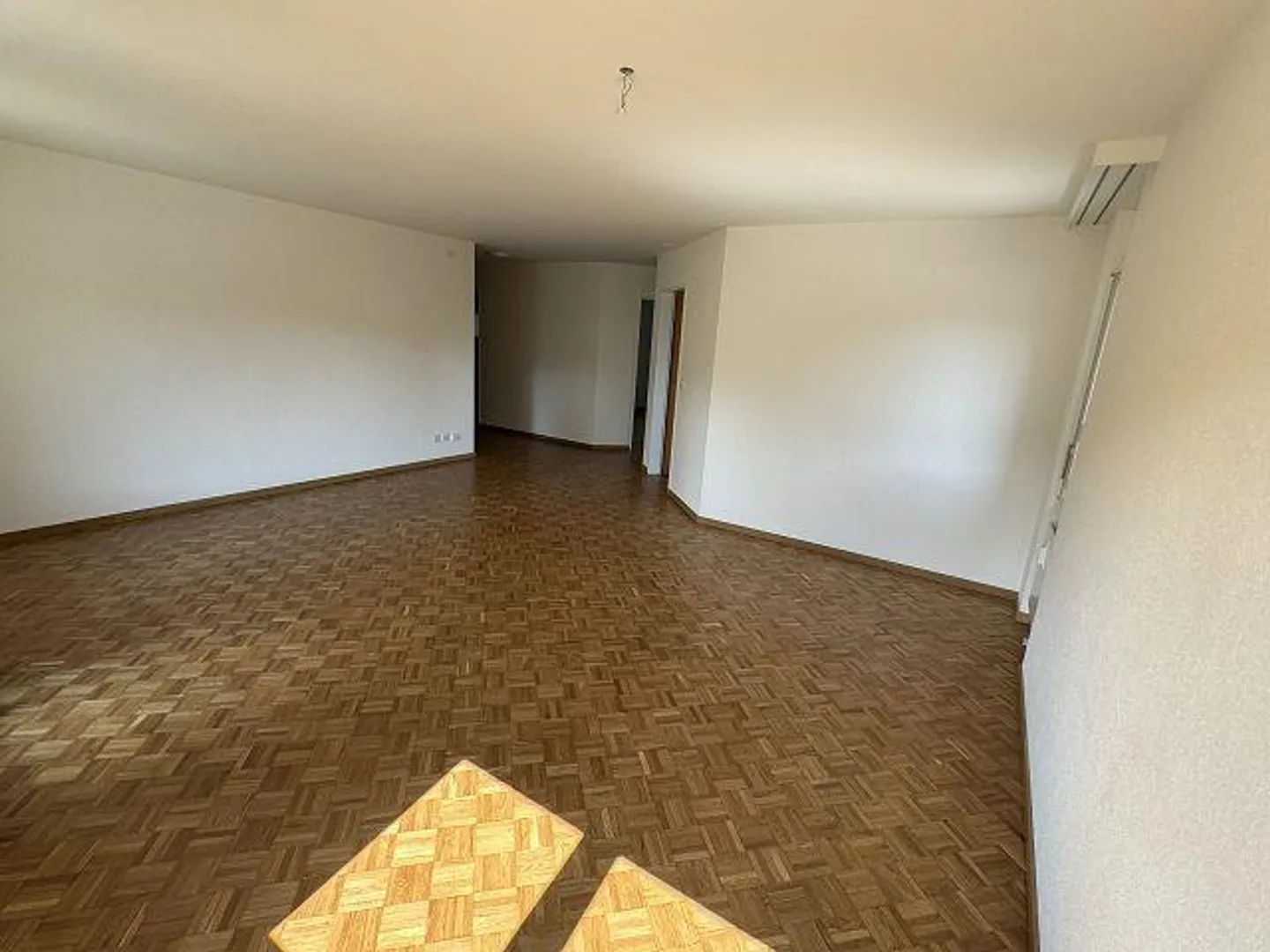 Appartement 3.5 pièces confortable et lumineux - Photo 2 sur 11