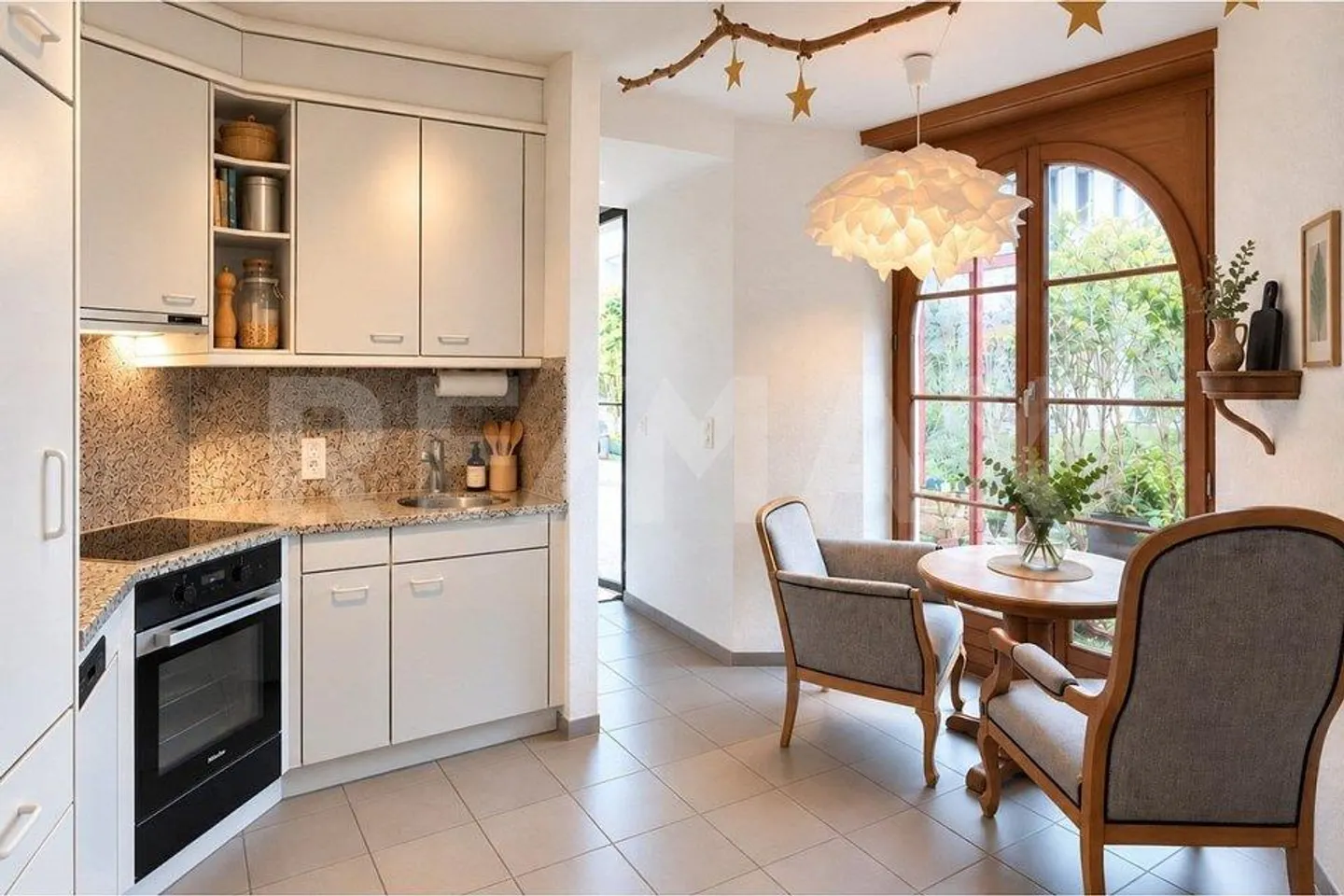 Incantevole casa angolare di 5,5 stanze a Breitenbach - Foto 2 di 13